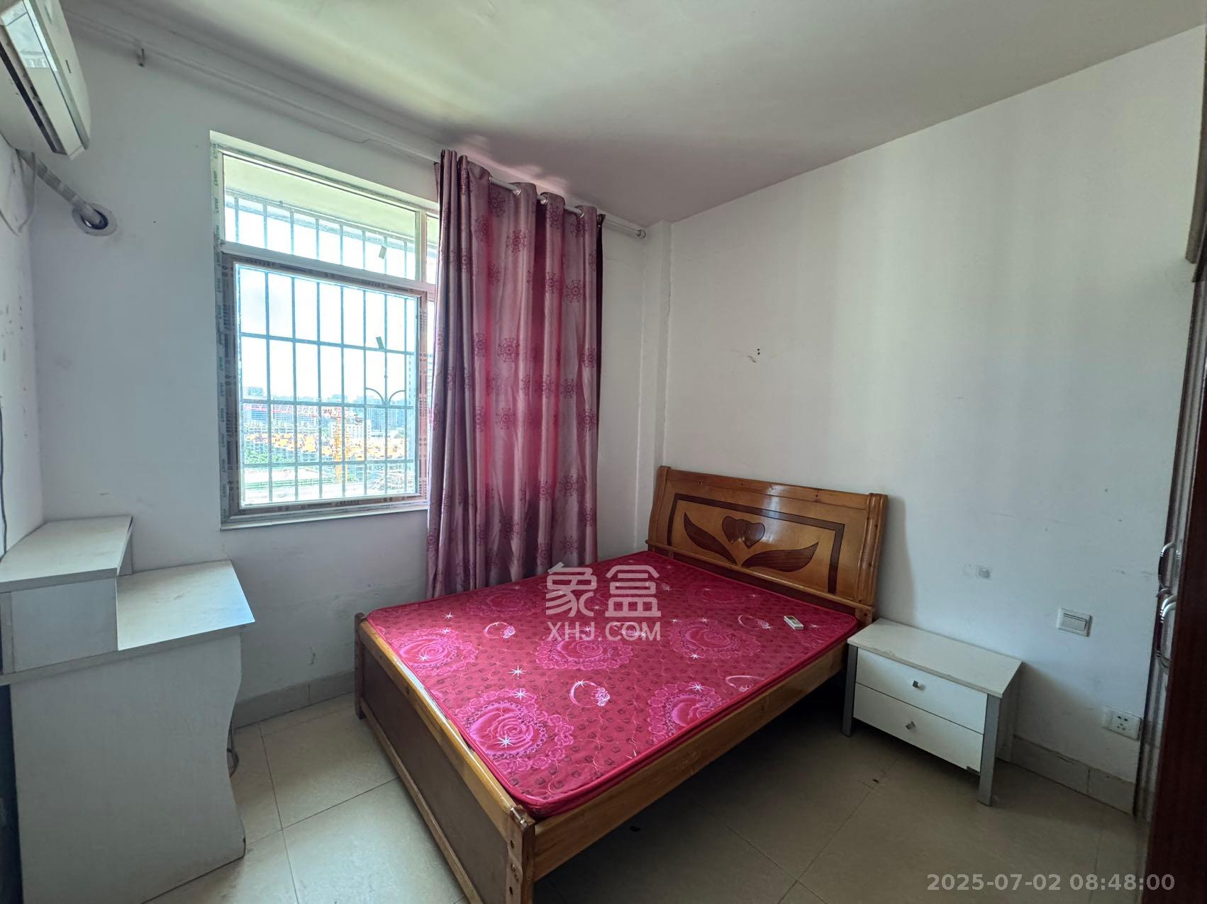 洞井二小区 2室1厅1卫 1300.0元/月 洞井二小区 2室1厅1卫 1300.0元/月室内图