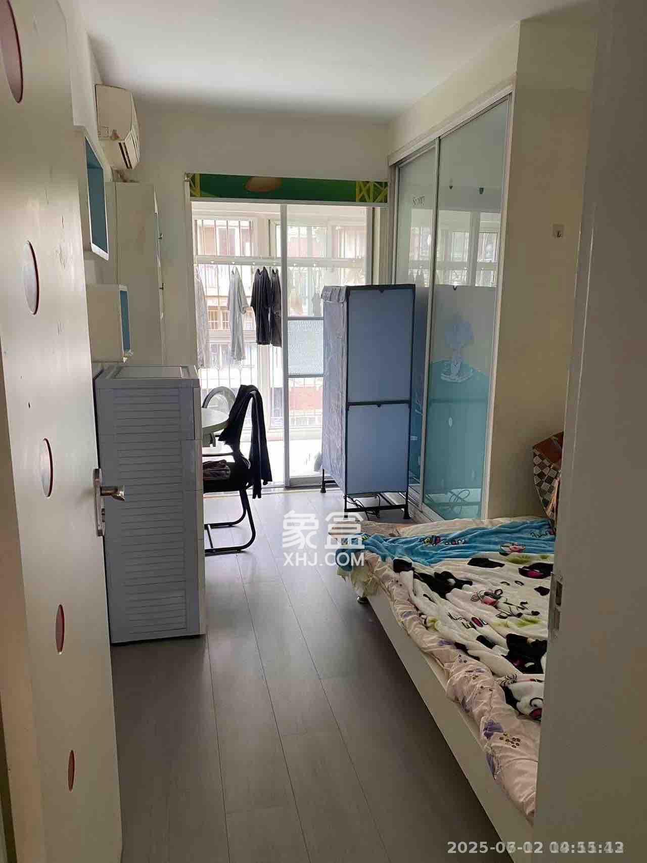 东方新城  2室1厅1卫   2000.00元/月室内图