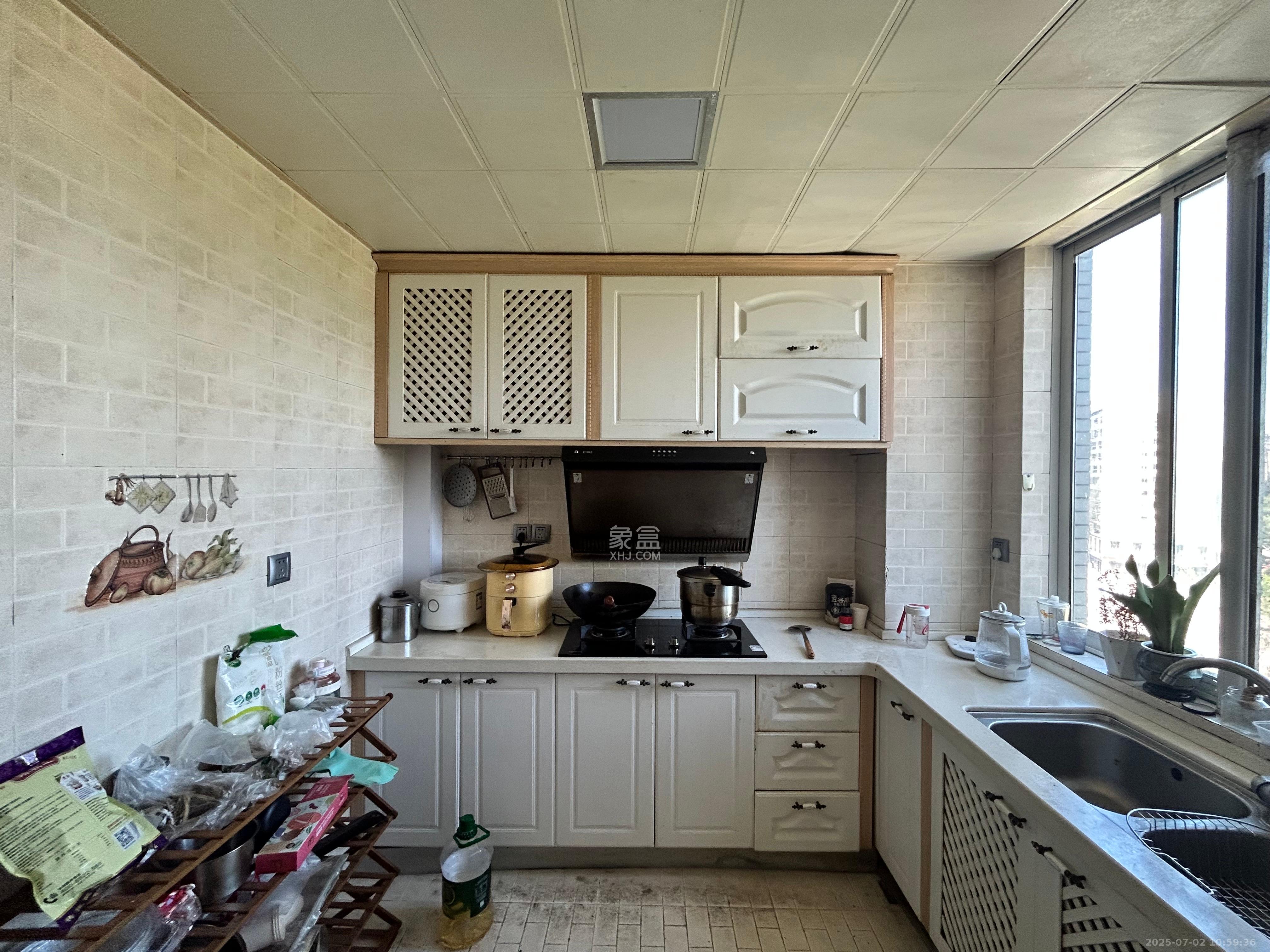 雅致名园  3室2厅2卫    3600.0元/月室内图