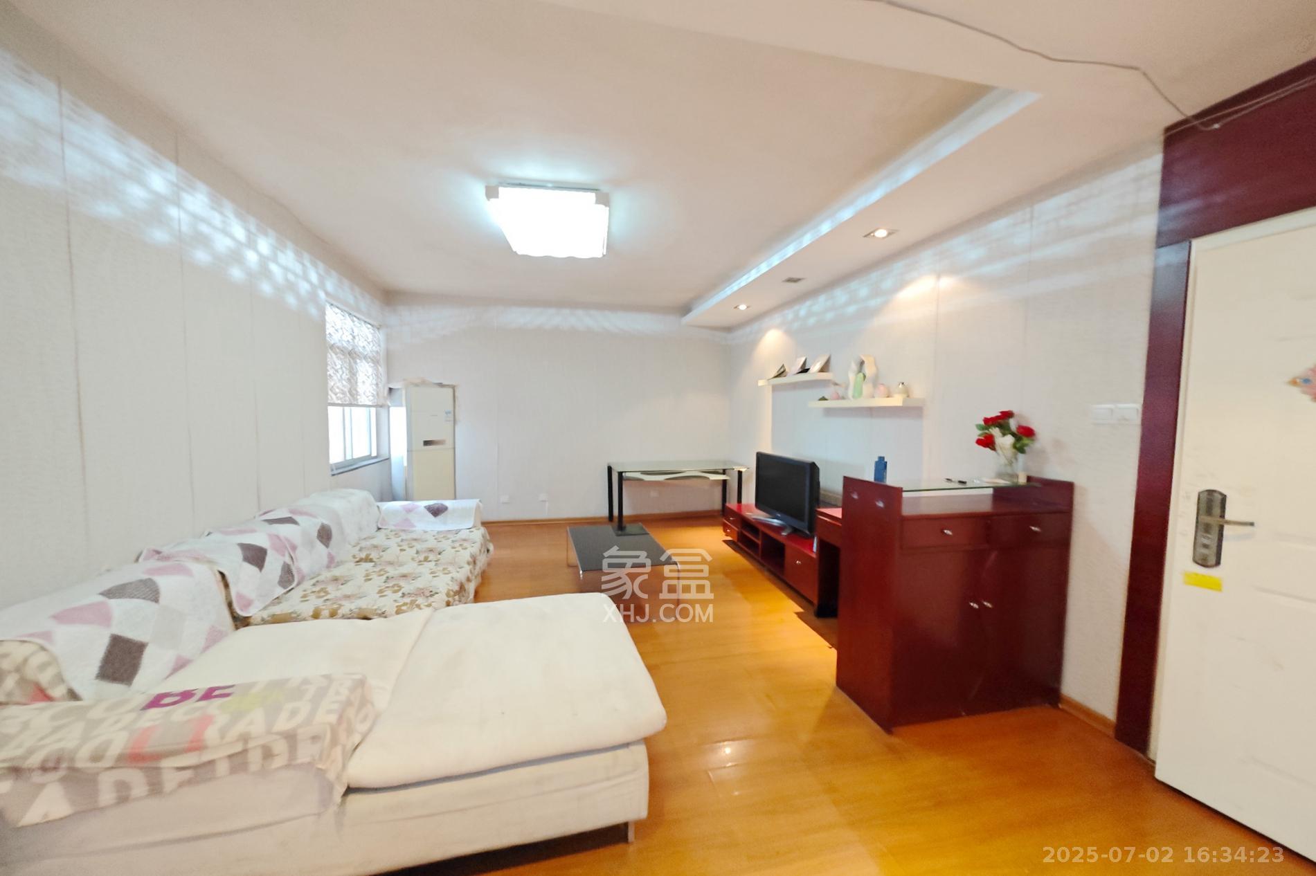 东方新世界 2室2厅1卫 2300.0元/月 东方新世界 2室2厅1卫 2300.0元/月室内图