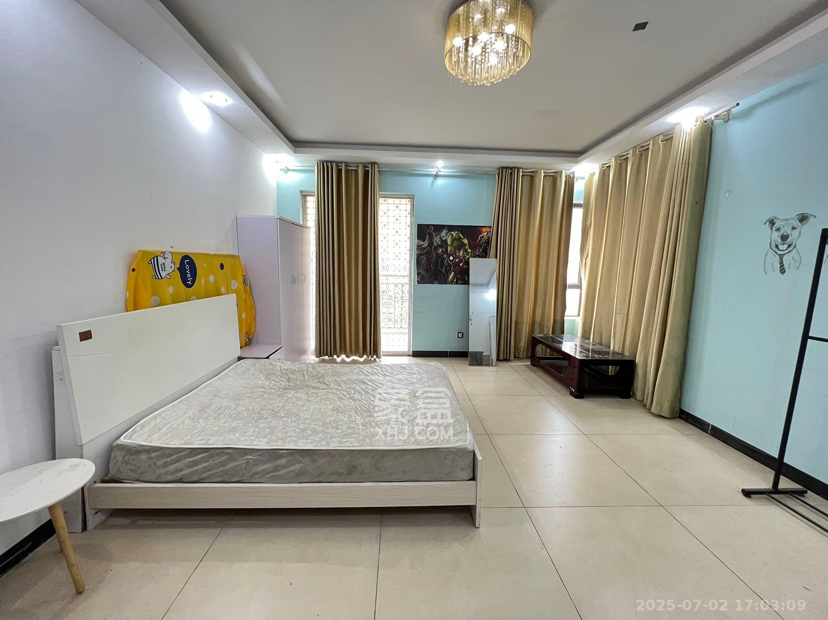 湘府名邸(同力家园) 5室2厅2卫 3000.0元/月 湘府名邸(同力家园) 5室2厅2卫 3000.0元/月室内图