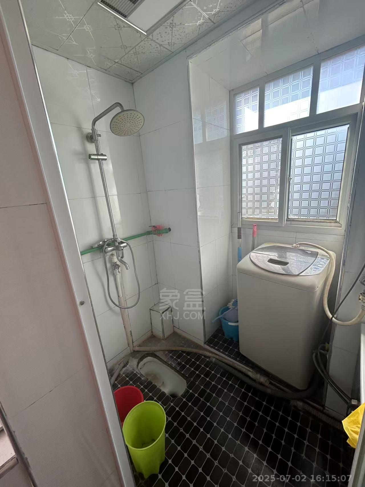 金桂小区曹一二三村 2室1厅1卫 800.0元/月 金桂小区曹一二三村 2室1厅1卫 800.0元/月室内图