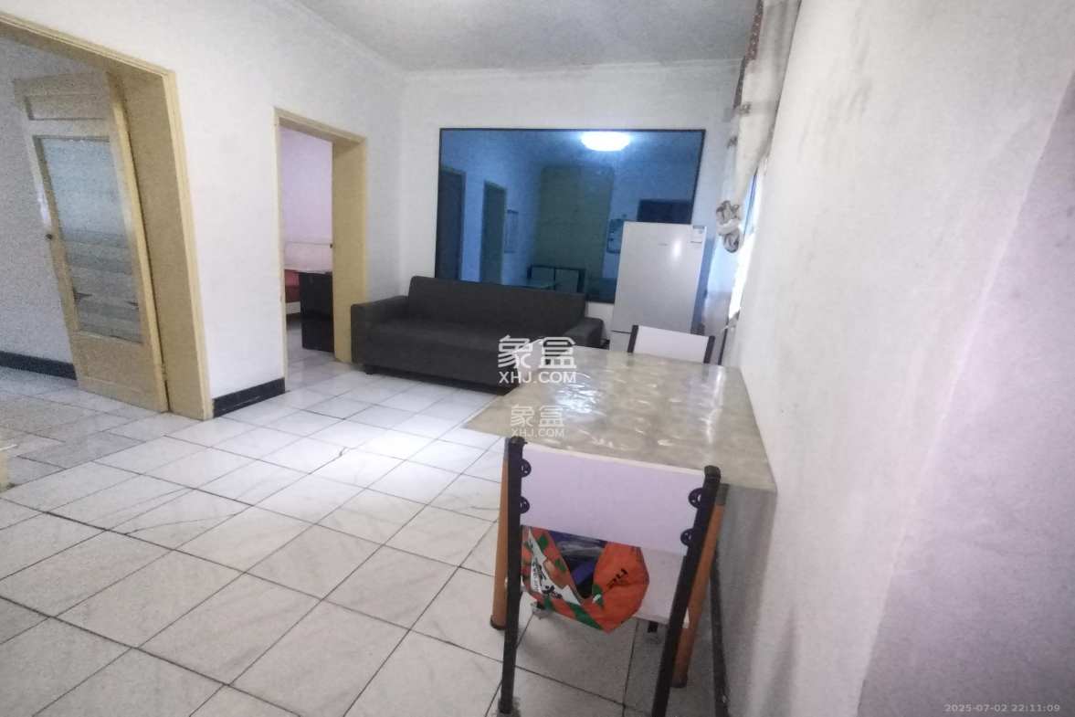 国庆新村 2室2厅1卫 1400.0元/月 国庆新村 2室2厅1卫 1400.0元/月室内图