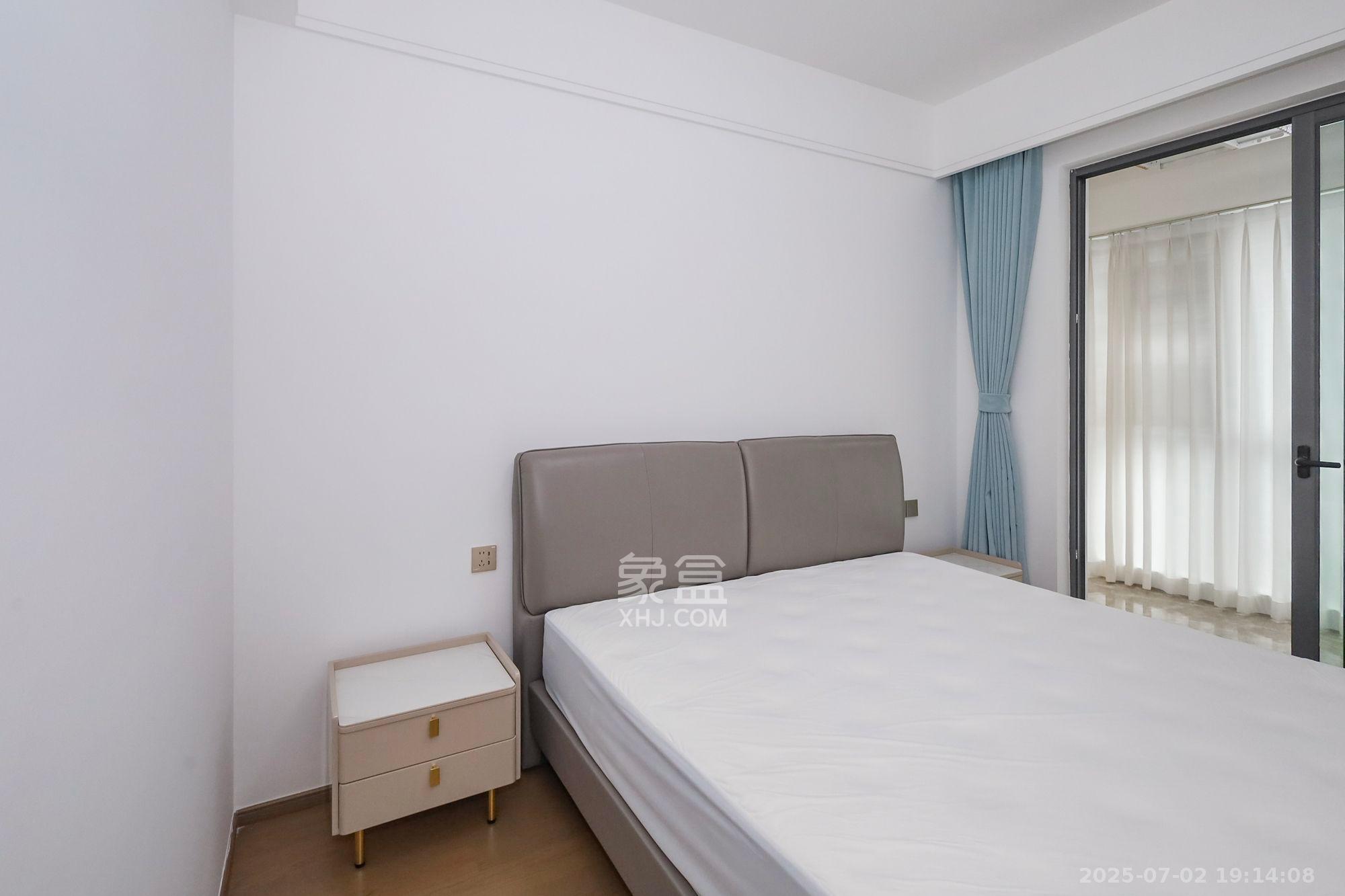 复地滨江金融中心  4室2厅2卫    5000.0元/月 复地滨江金融中心  4室2厅2卫    5000.0元/月室内图