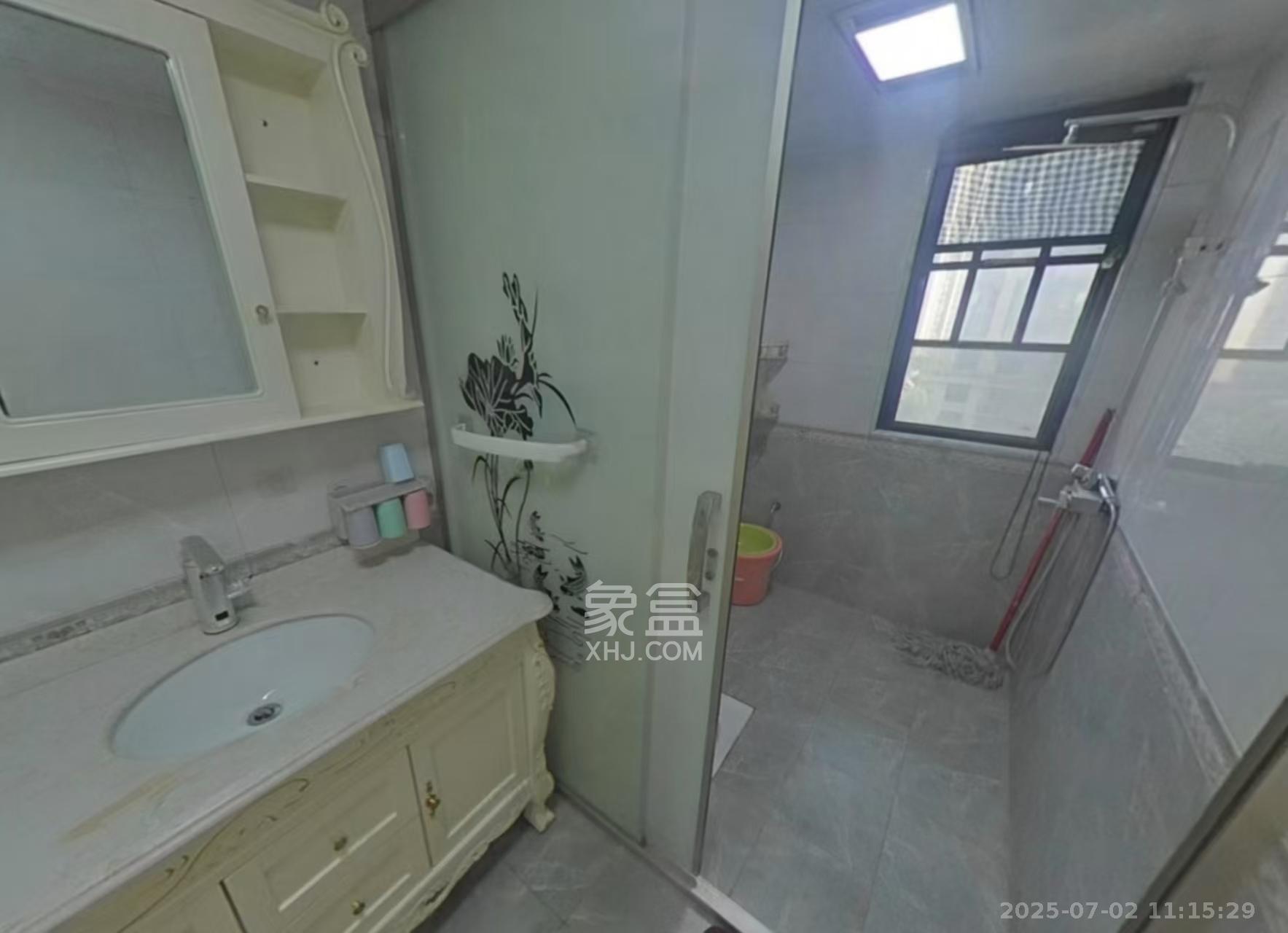 振业城二期  4室2厅2卫   4200.00元/月室内图