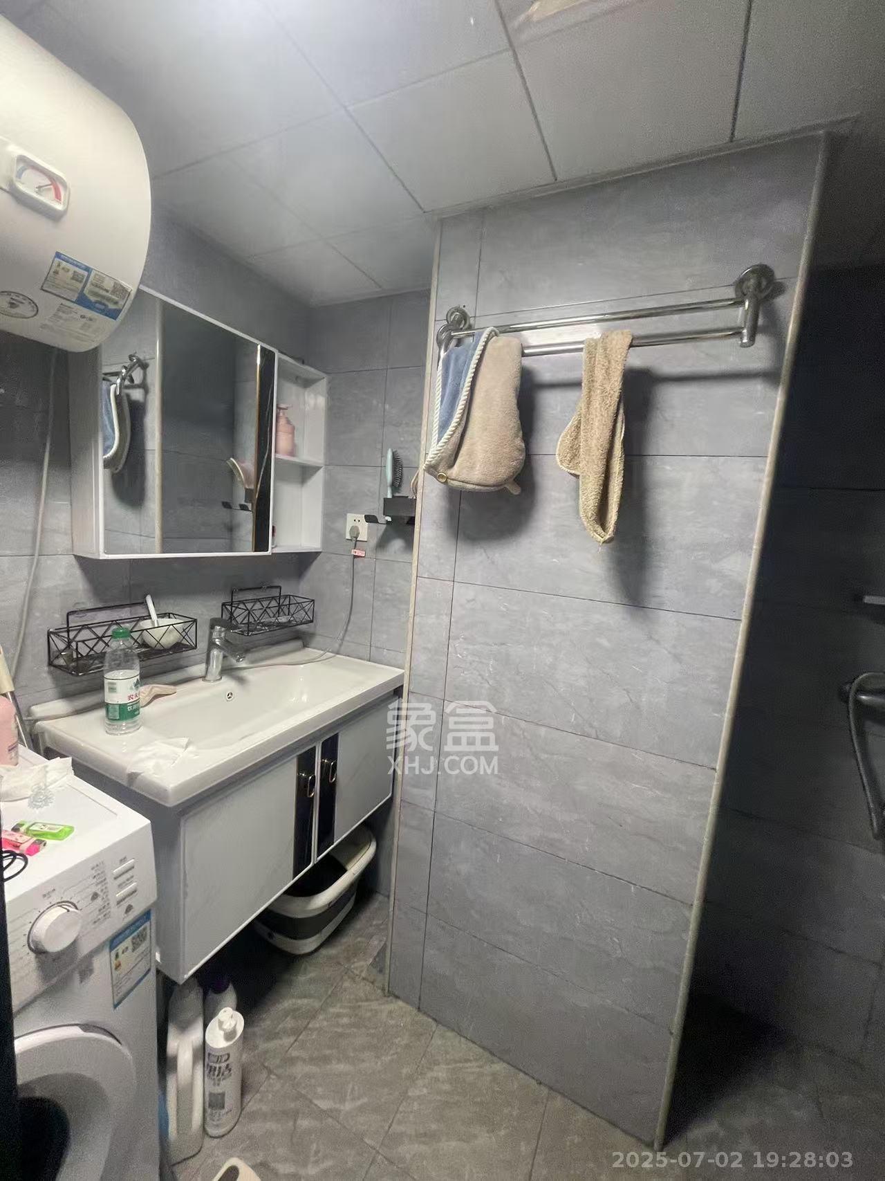 荣盛花语书苑  1室0厅0卫    2000.0元/月室内图
