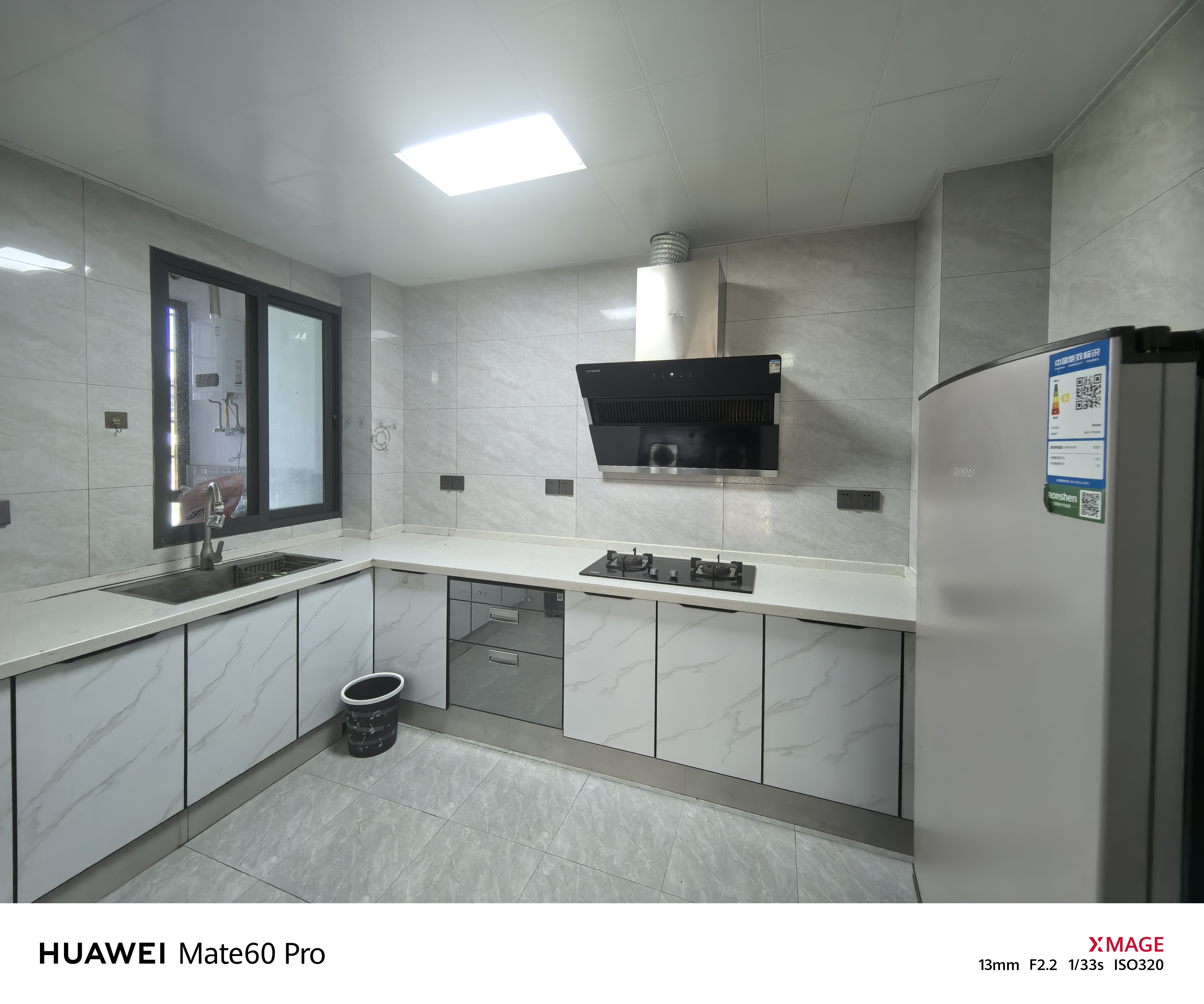 吉星金融广场（牡丹园）  3室2厅2卫    2200.0元/月室内图