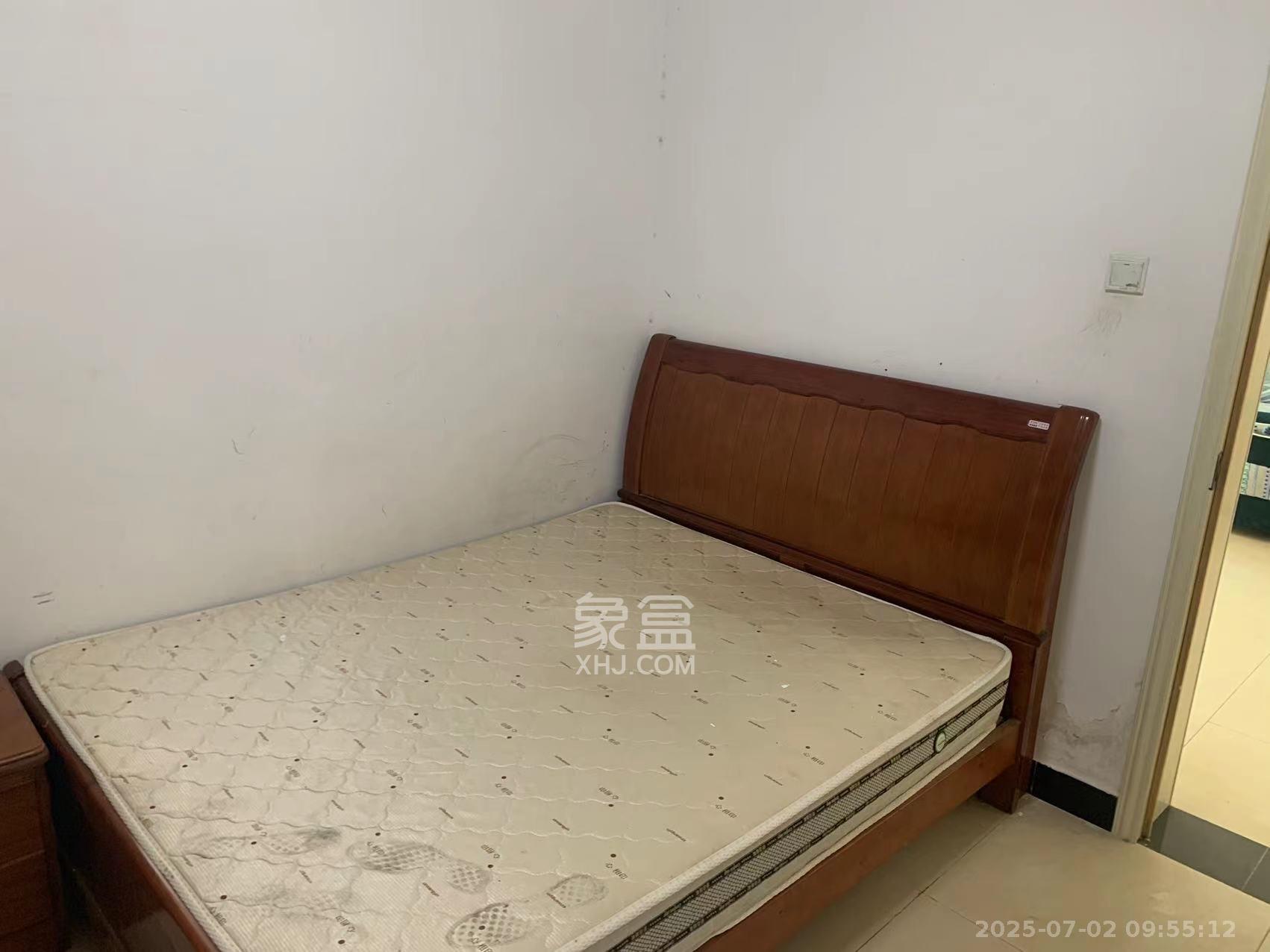 西韵佳苑  3室2厅1卫    3000.0元/月室内图