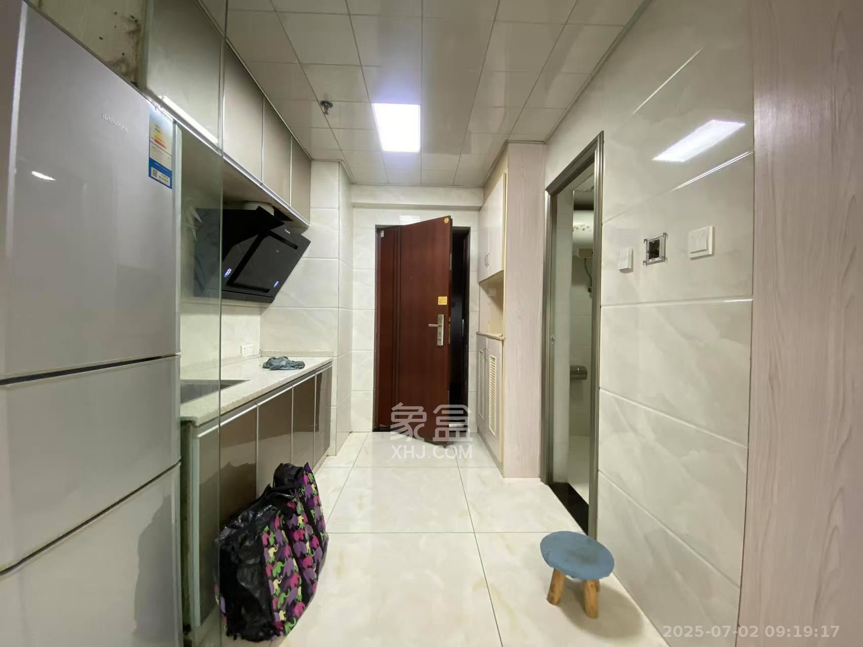 达美D6区  1室1厅1卫   1600.00元/月室内图