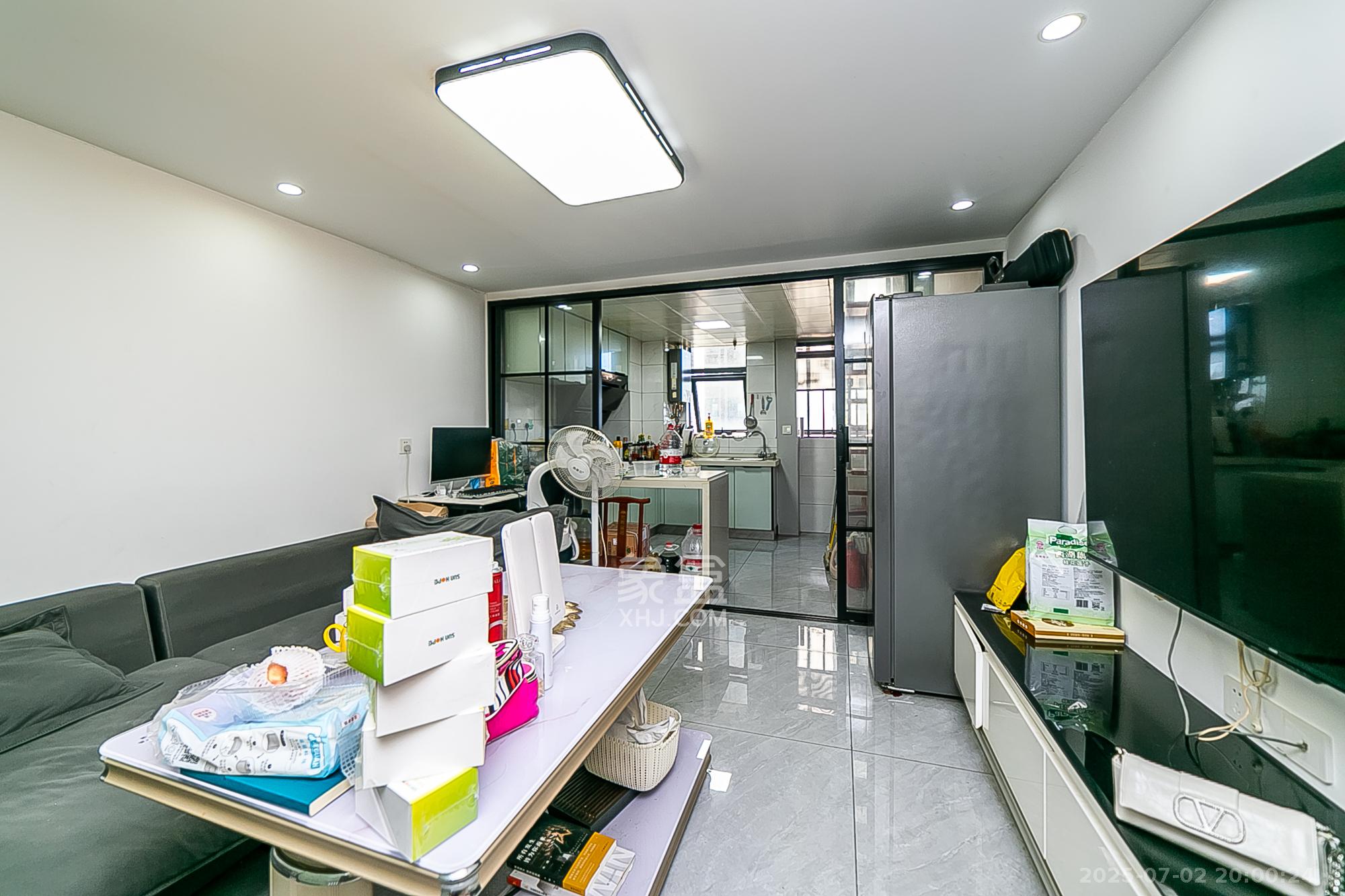 天鸿天府(天鸿中央大院)  2室1厅1卫    29.9万 天鸿天府(天鸿中央大院)  2室1厅1卫    29.9万