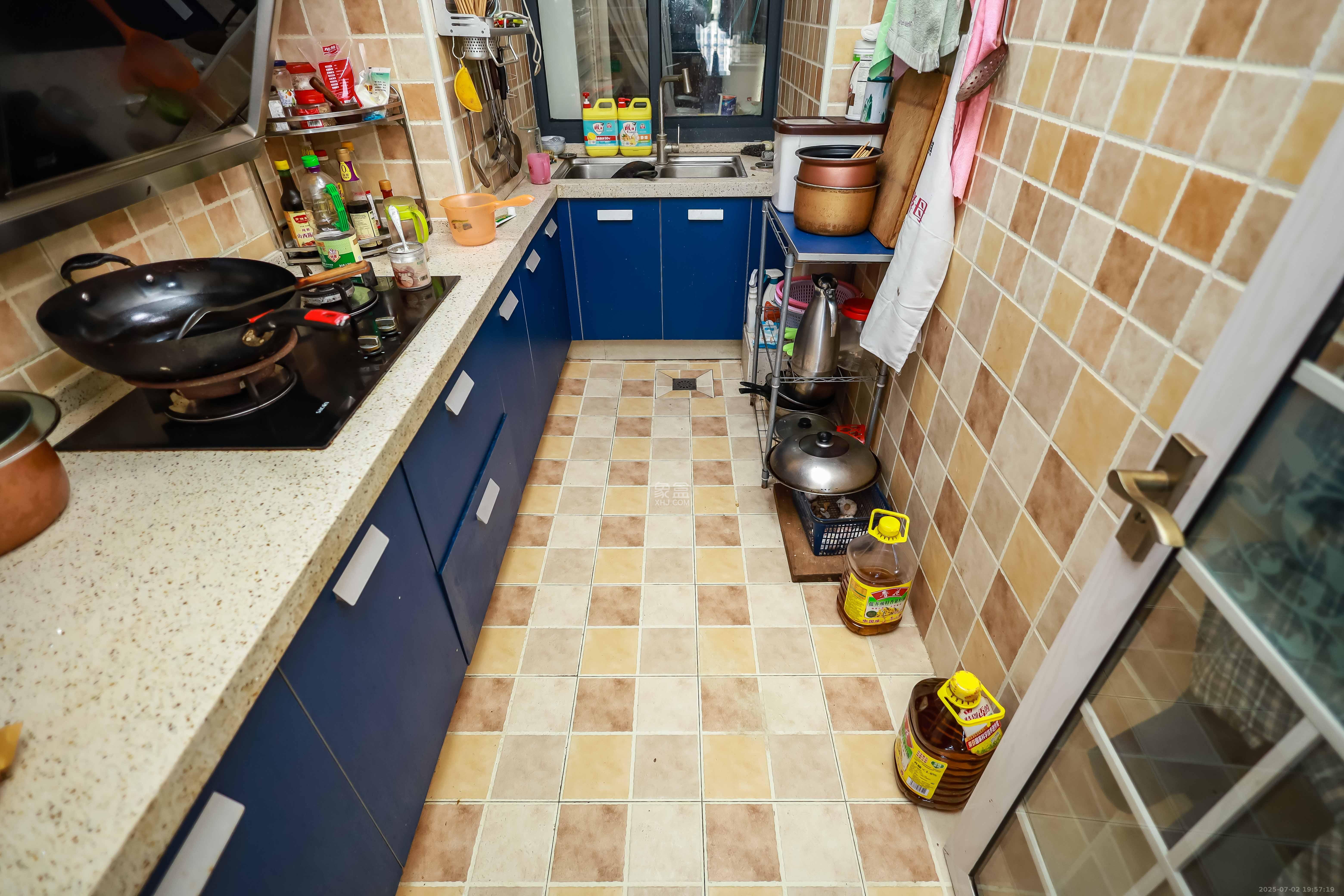 天麓尚层 3室2厅2卫 82.0万 天麓尚层 3室2厅2卫 82.0万厨房