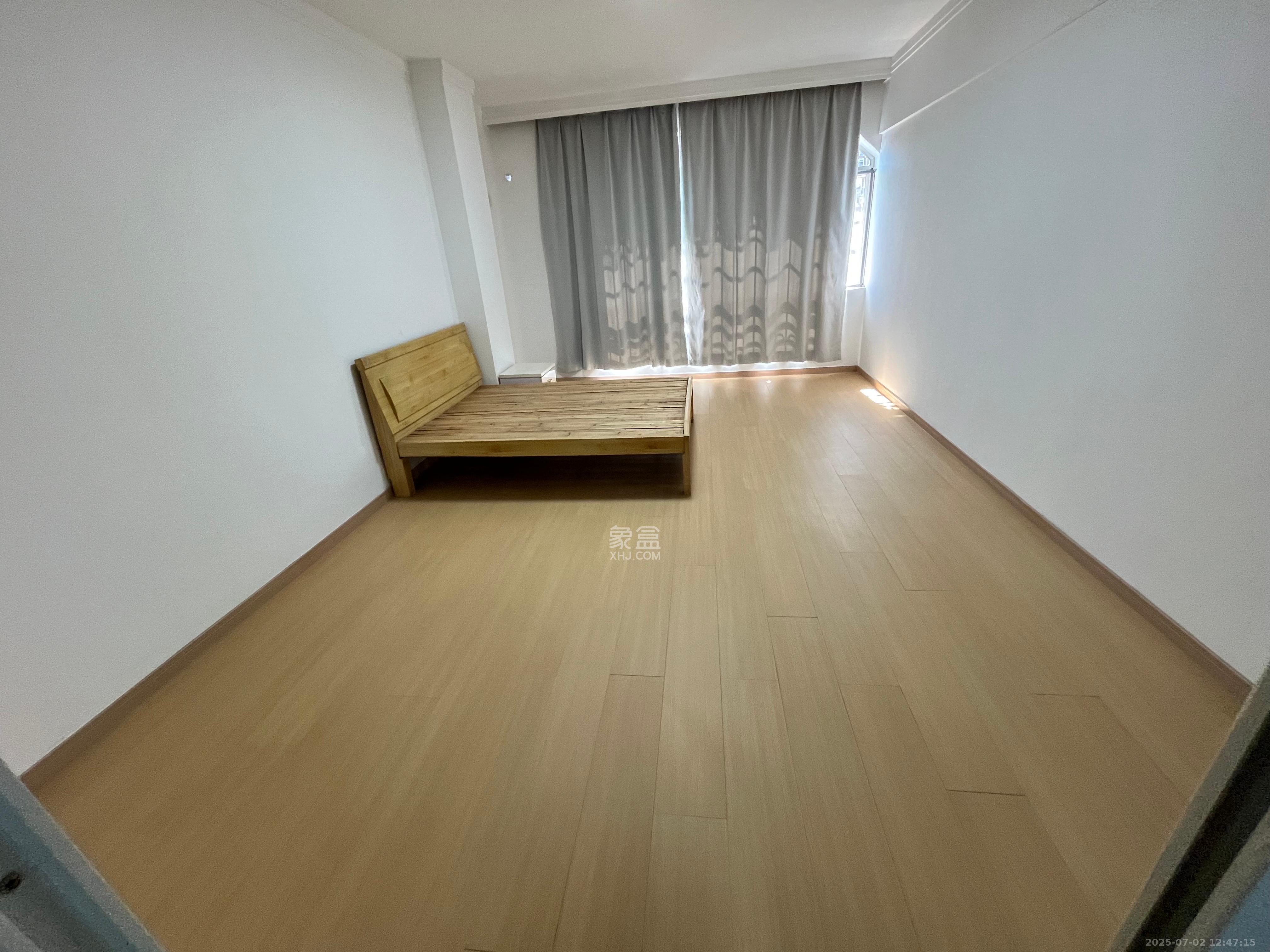 泰时三湘金地 1室1厅1卫 1200.0元/月 泰时三湘金地 1室1厅1卫 1200.0元/月室内图