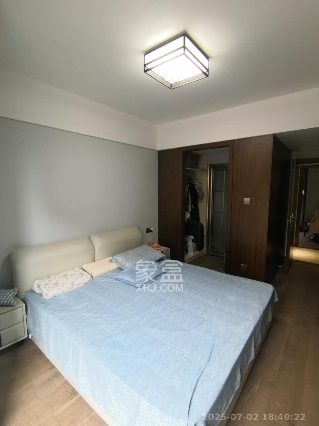 中建芙蓉嘉苑  4室2厅2卫    3000.0元/月室内图