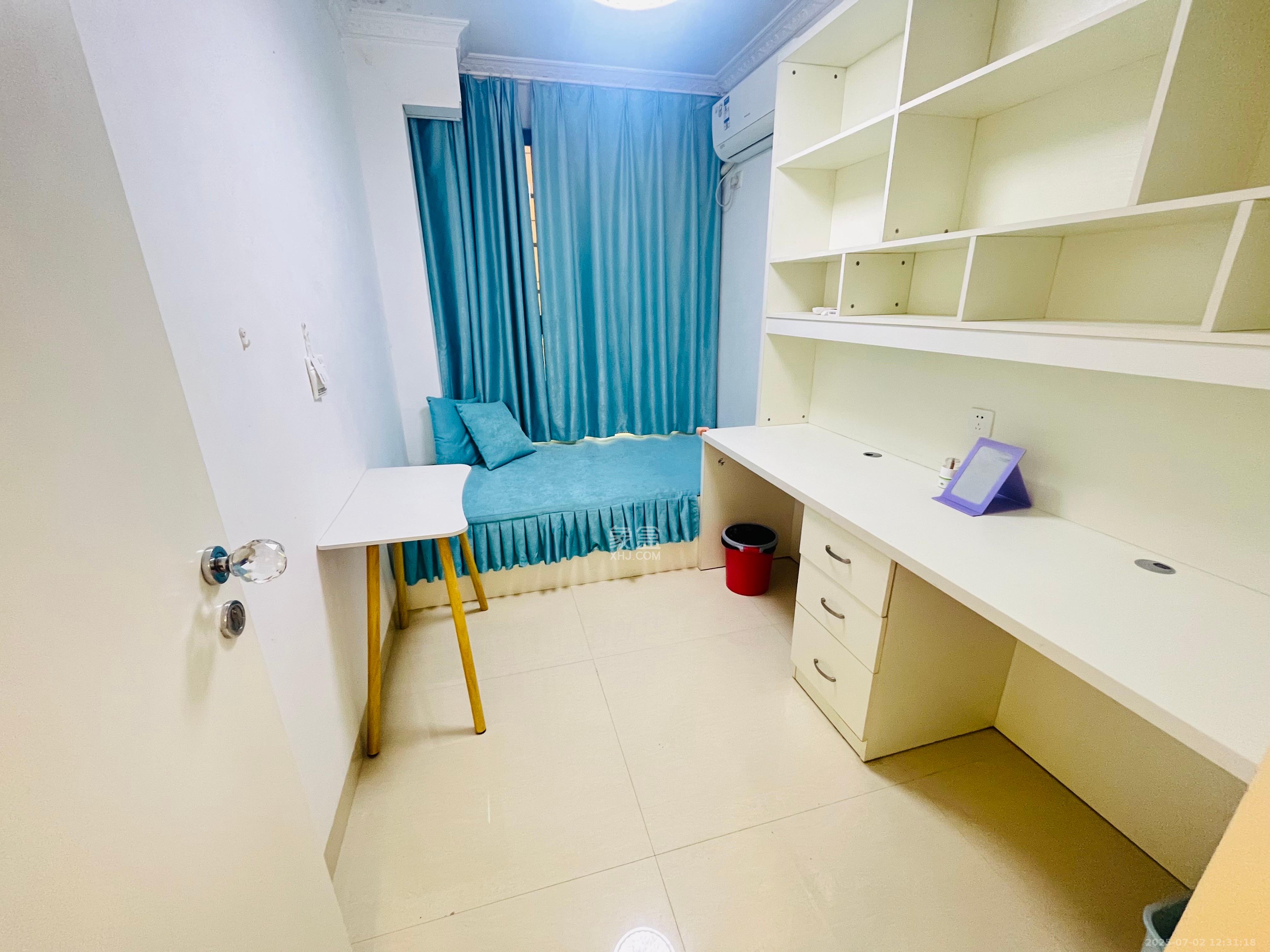 万达华府 4室2厅2卫 2600.0元/月 万达华府 4室2厅2卫 2600.0元/月室内图