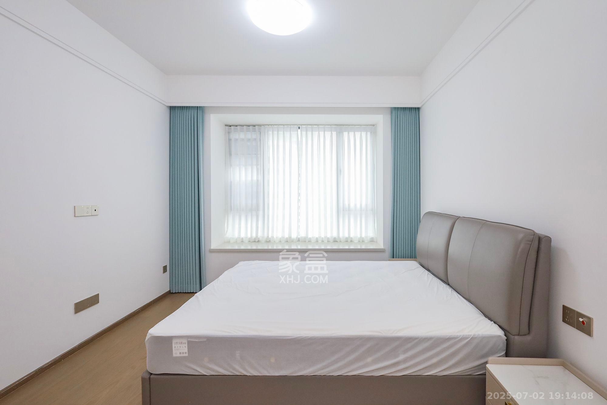 复地滨江金融中心  4室2厅2卫    5000.0元/月 复地滨江金融中心  4室2厅2卫    5000.0元/月室内图