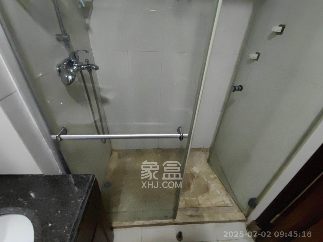 恒大华府  1室1厅1卫   1600.00元/月室内图