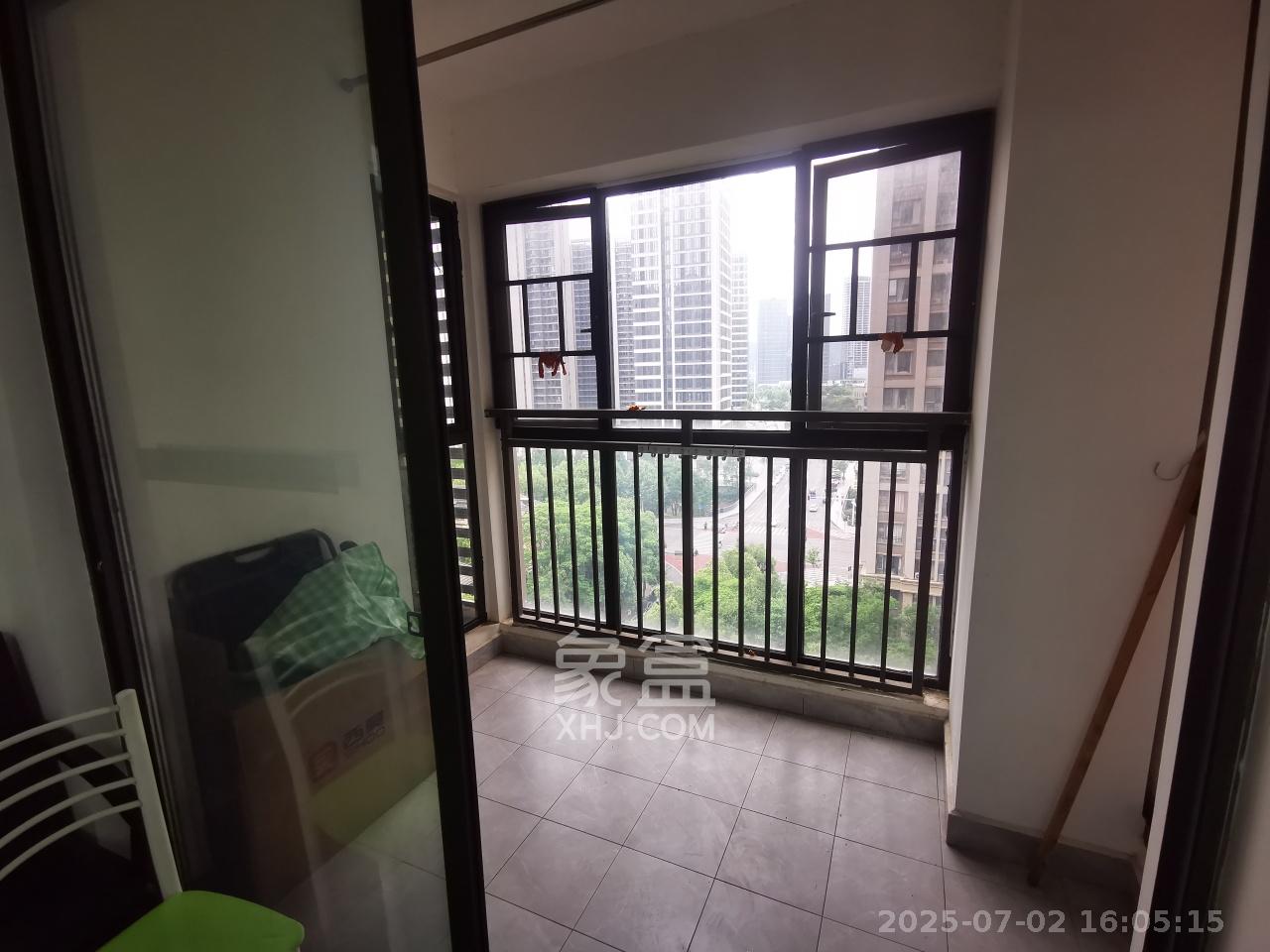 旭辉御府  3室2厅2卫   2600.00元/月室内图