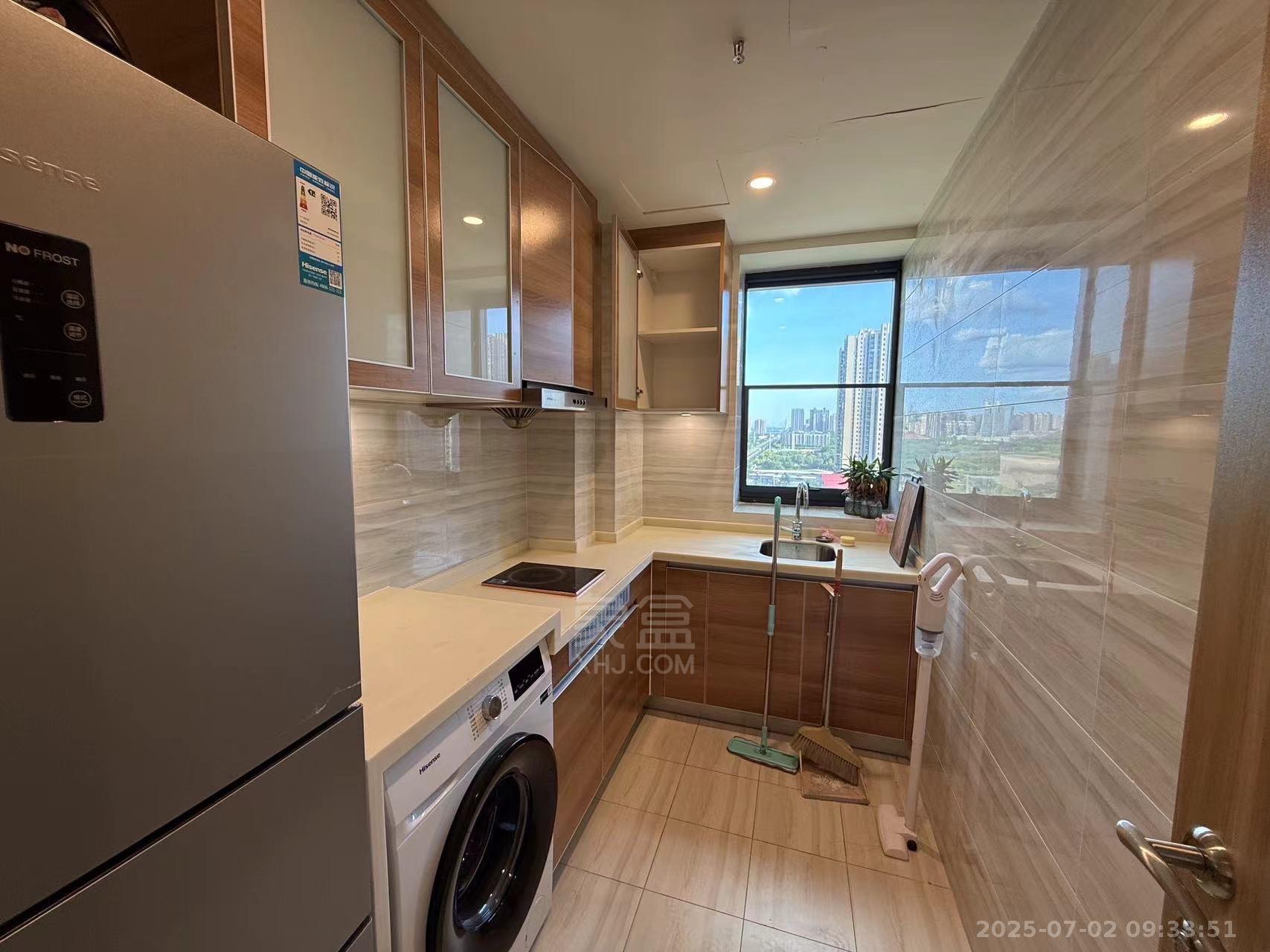 恒大华府 3室2厅2卫 2200.0元/月 恒大华府 3室2厅2卫 2200.0元/月室内图