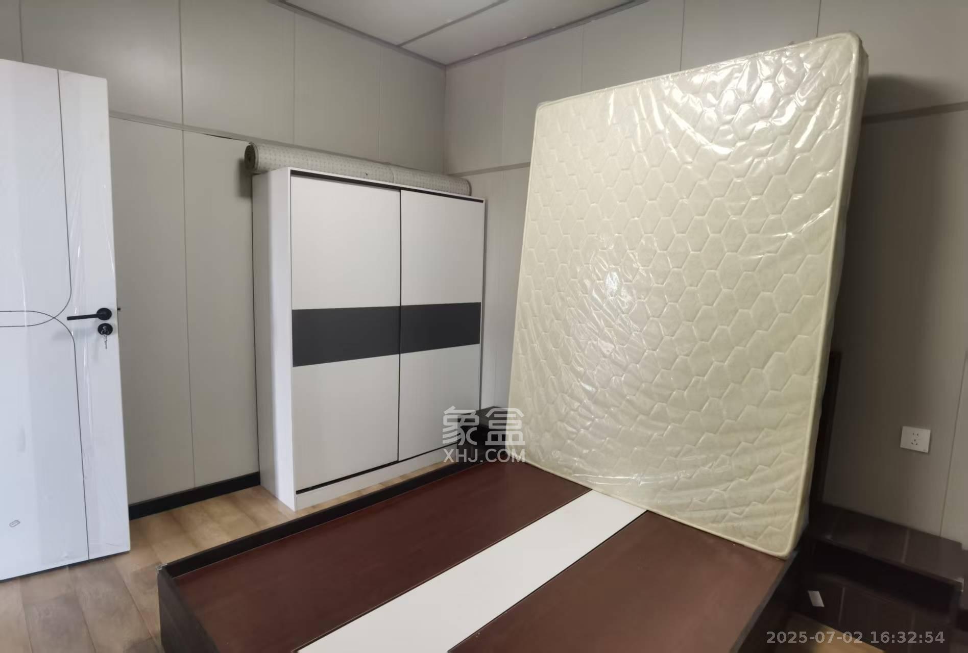 乾源国际  3室2厅2卫   2100.00元/月室内图