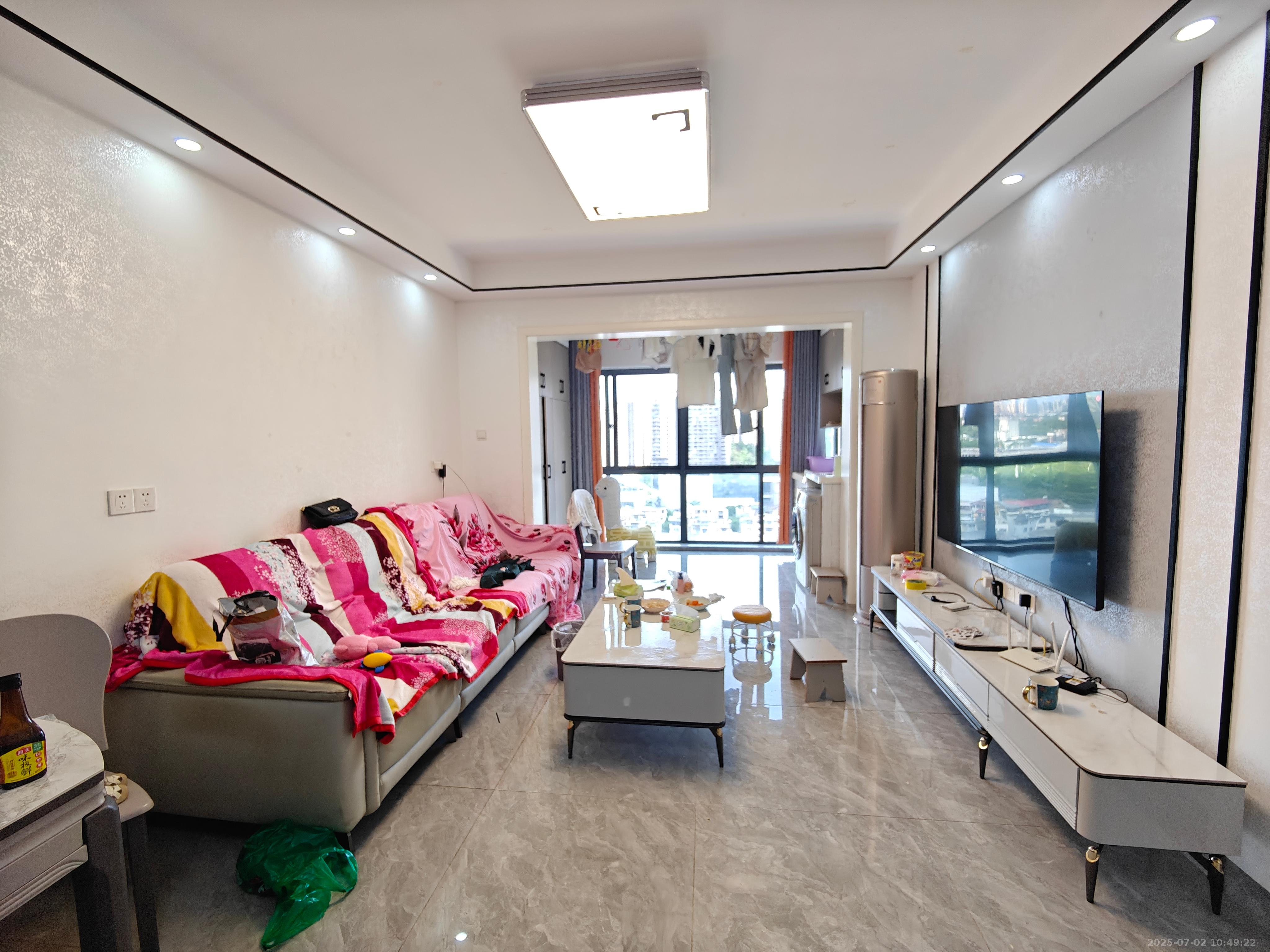 美的城四期 3室2厅2卫 2200.0元/月 美的城四期 3室2厅2卫 2200.0元/月室内图