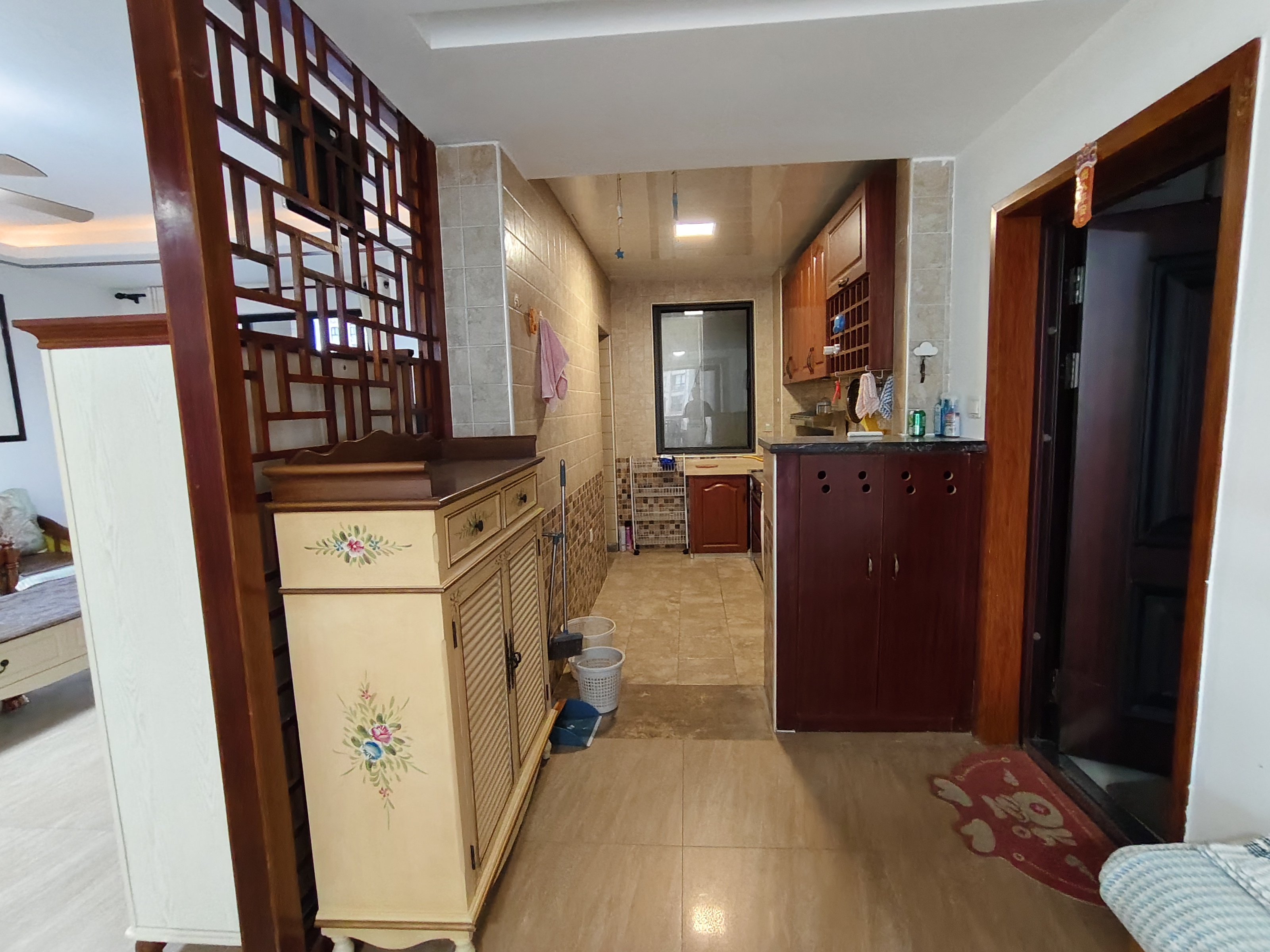 翡翠水城(住宅) 4室2厅2卫 3200.0元/月 翡翠水城(住宅) 4室2厅2卫 3200.0元/月室内图