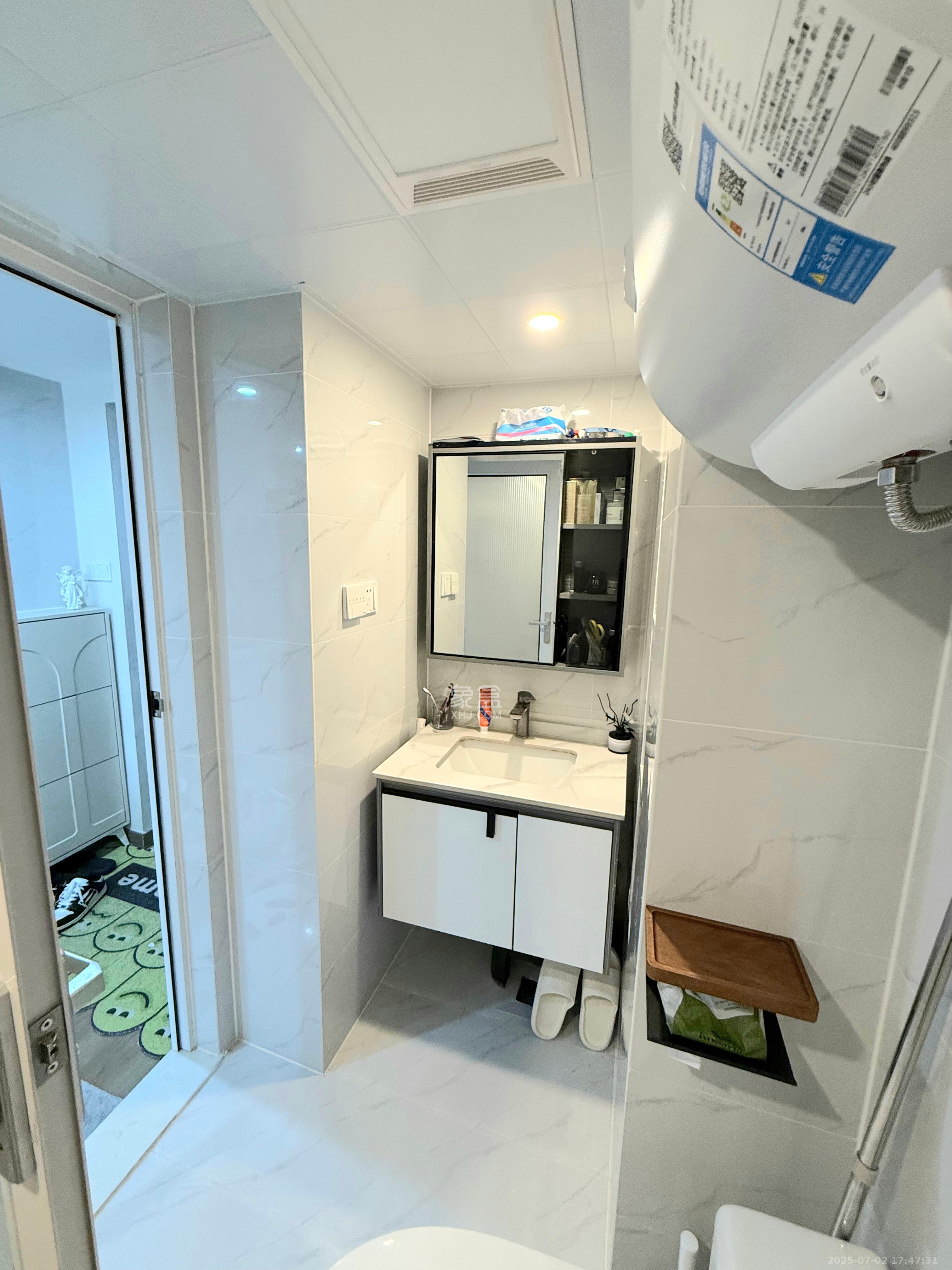 北辰时光里  2室1厅1卫   2300.00元/月室内图