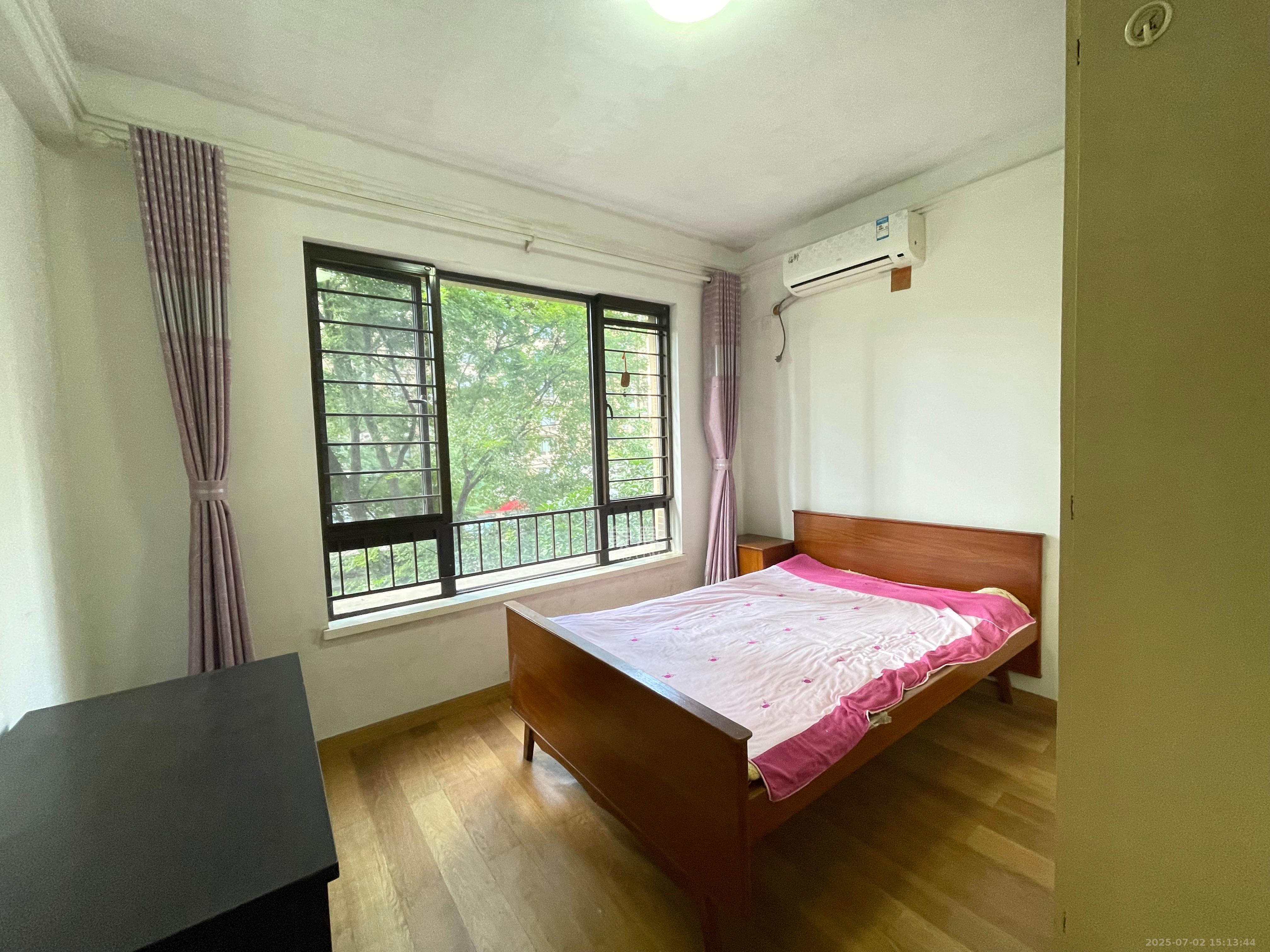 中海国际三期 3室2厅1卫 1700.0元/月 中海国际三期 3室2厅1卫 1700.0元/月室内图