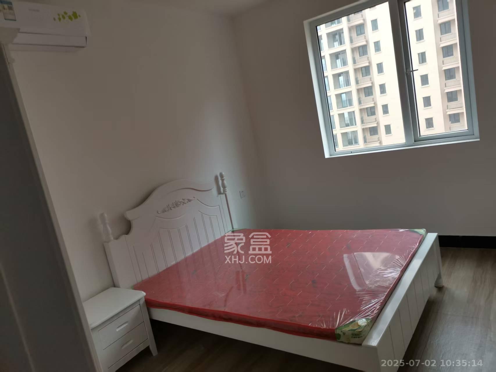 丽发新城 1室2厅1卫 1800.0元/月 丽发新城 1室2厅1卫 1800.0元/月室内图