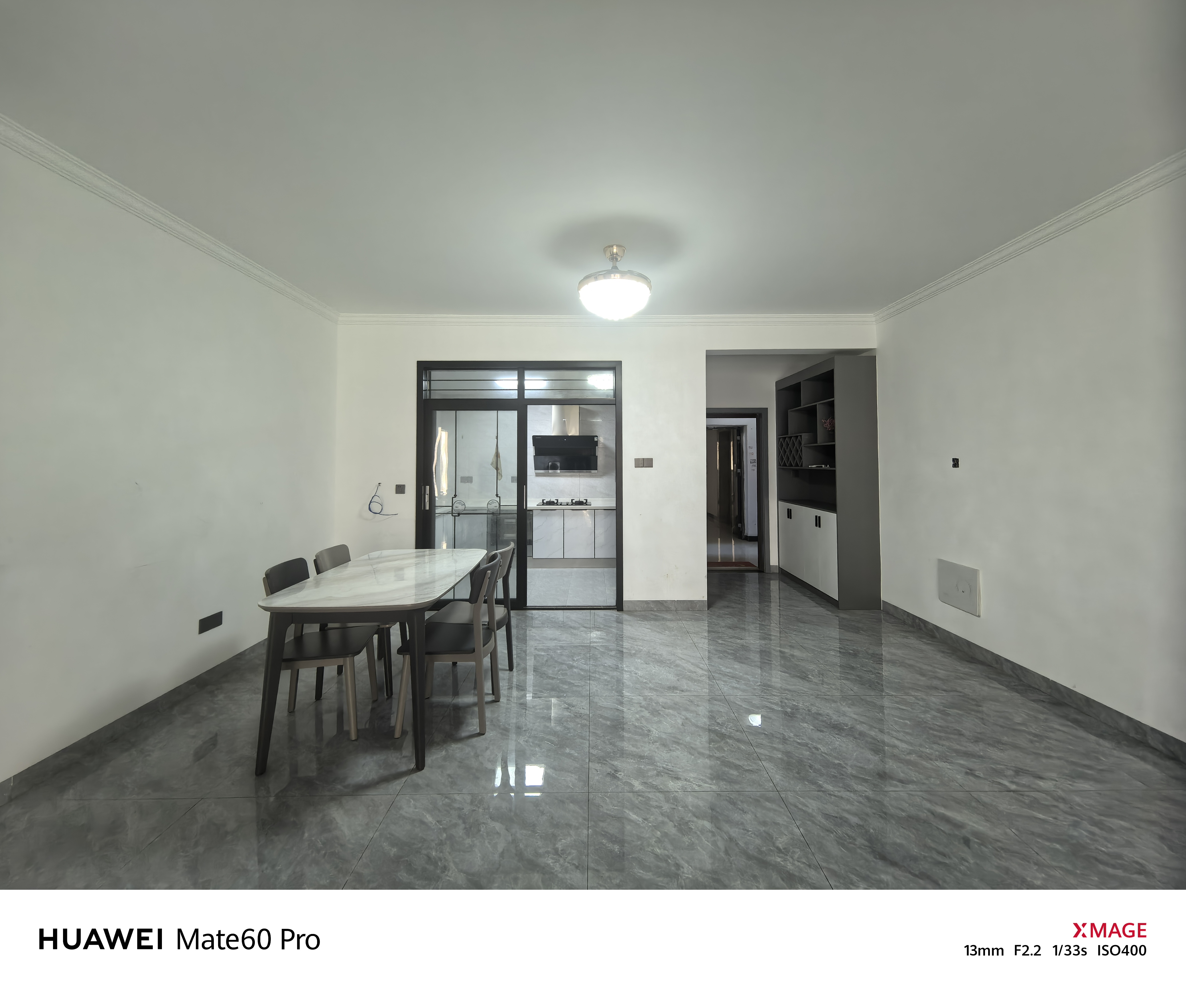 吉星金融广场（牡丹园）  3室2厅2卫    2200.0元/月室内图