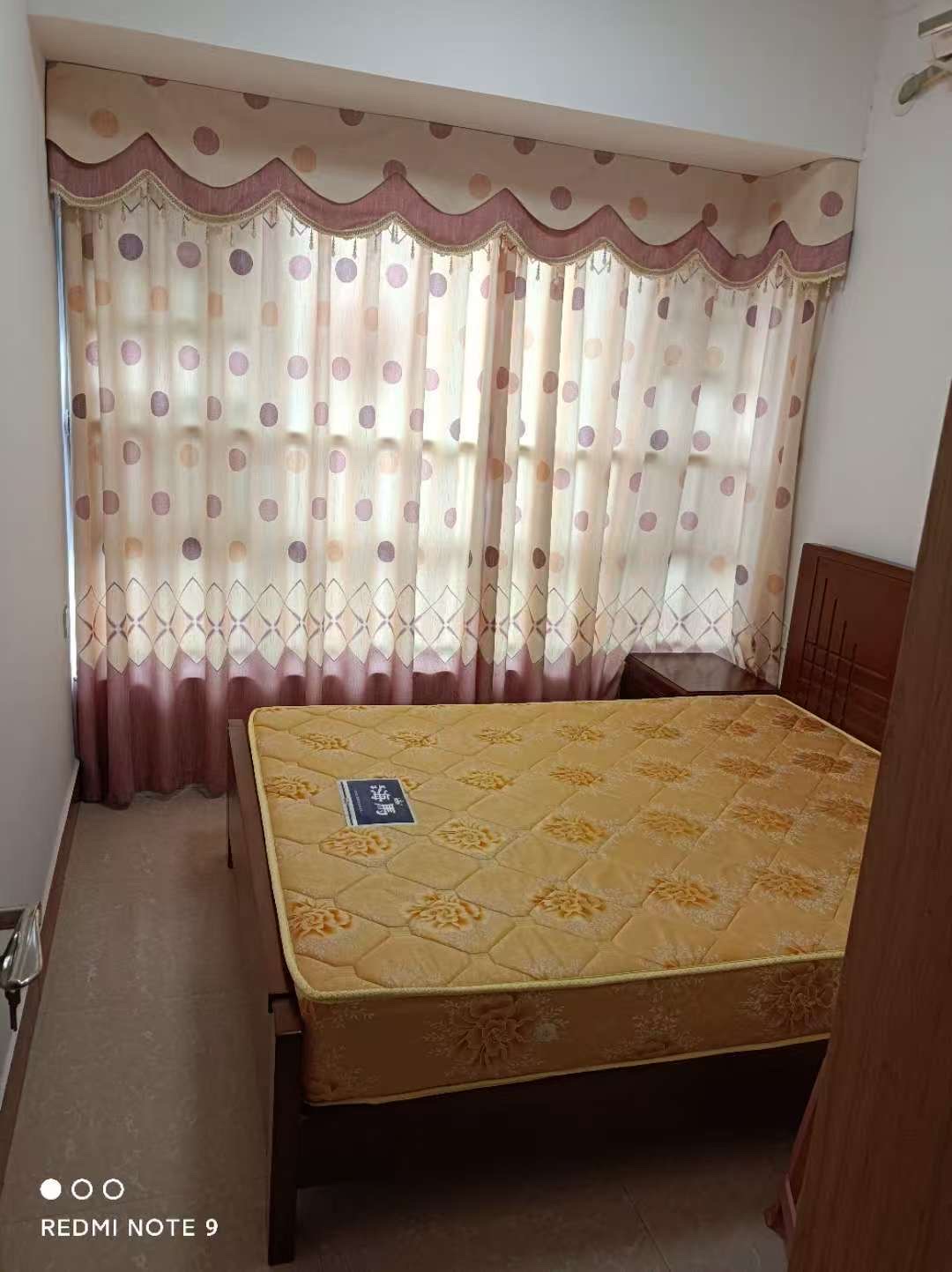 珠江愉景新城  1室1厅1卫   1200.00元/月室内图