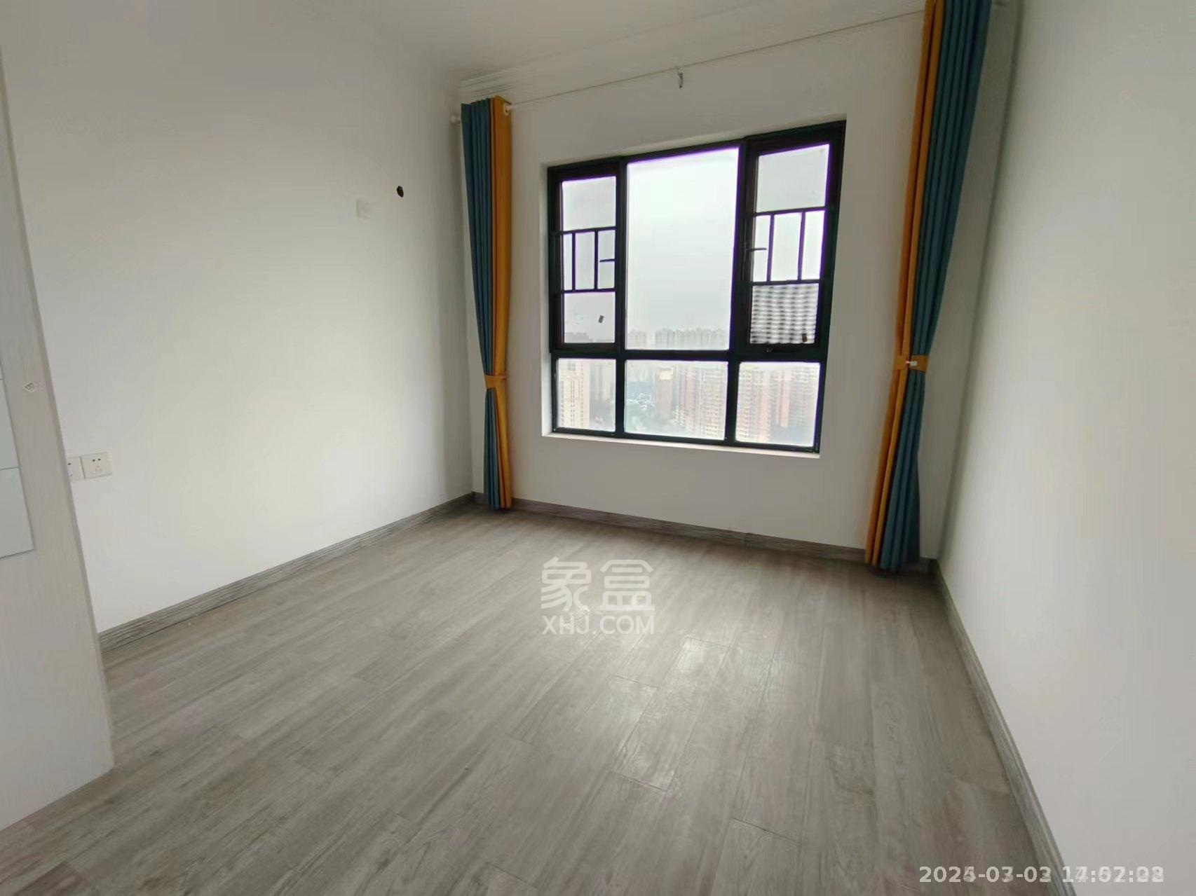 湖景名城  3室2厅1卫    1800.0元/月 湖景名城  3室2厅1卫    1800.0元/月室内图