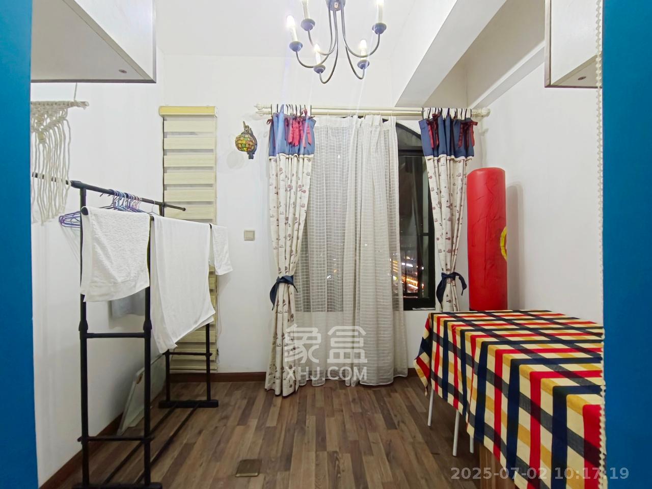 米兰春天  2室2厅1卫    1800.0元/月 米兰春天  2室2厅1卫    1800.0元/月室内图