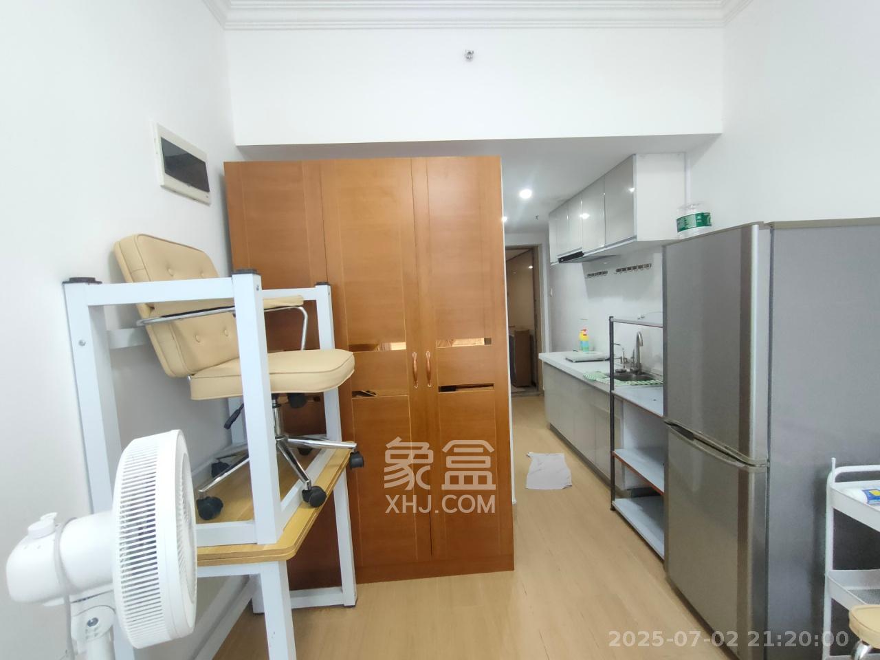 卓越浅水湾  1室1厅1卫   1500.00元/月室内图