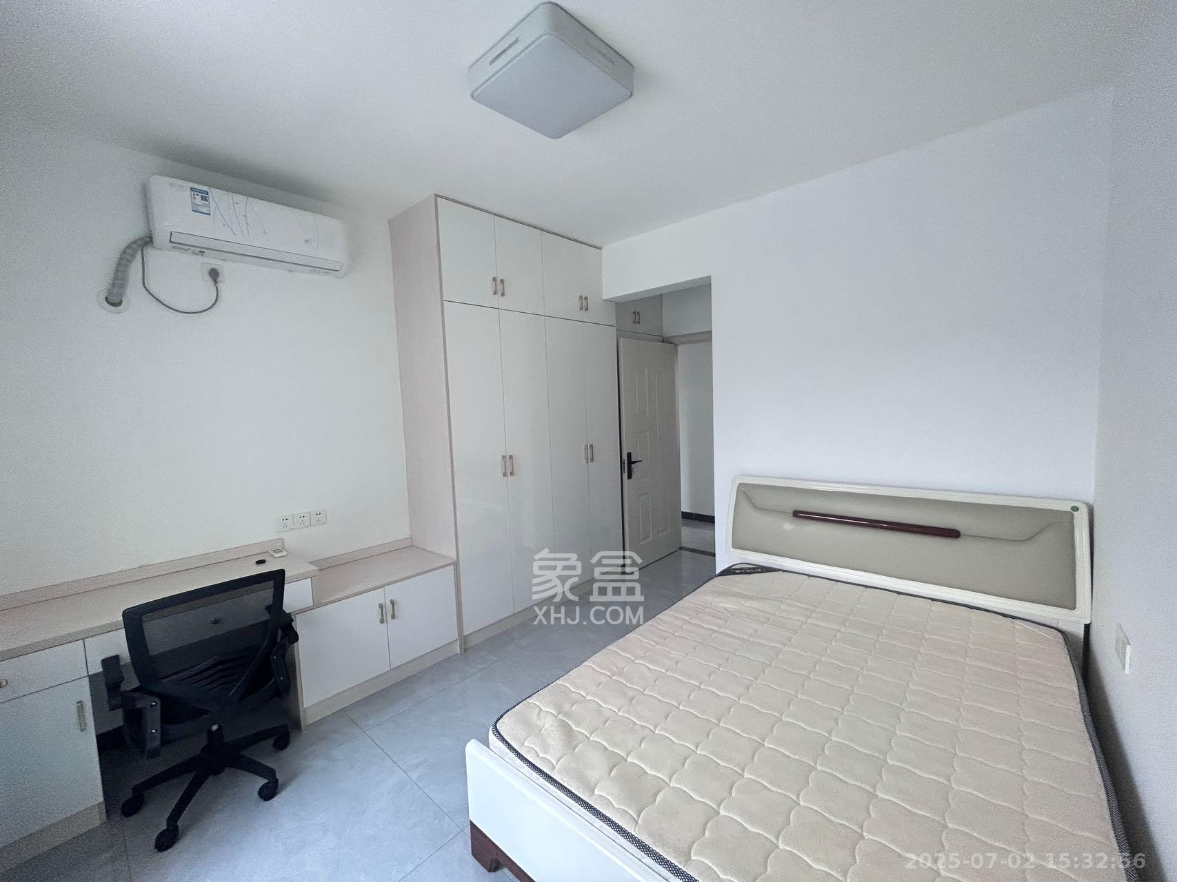 中国铁建梅溪青秀三期  4室2厅2卫   3600.00元/月室内图