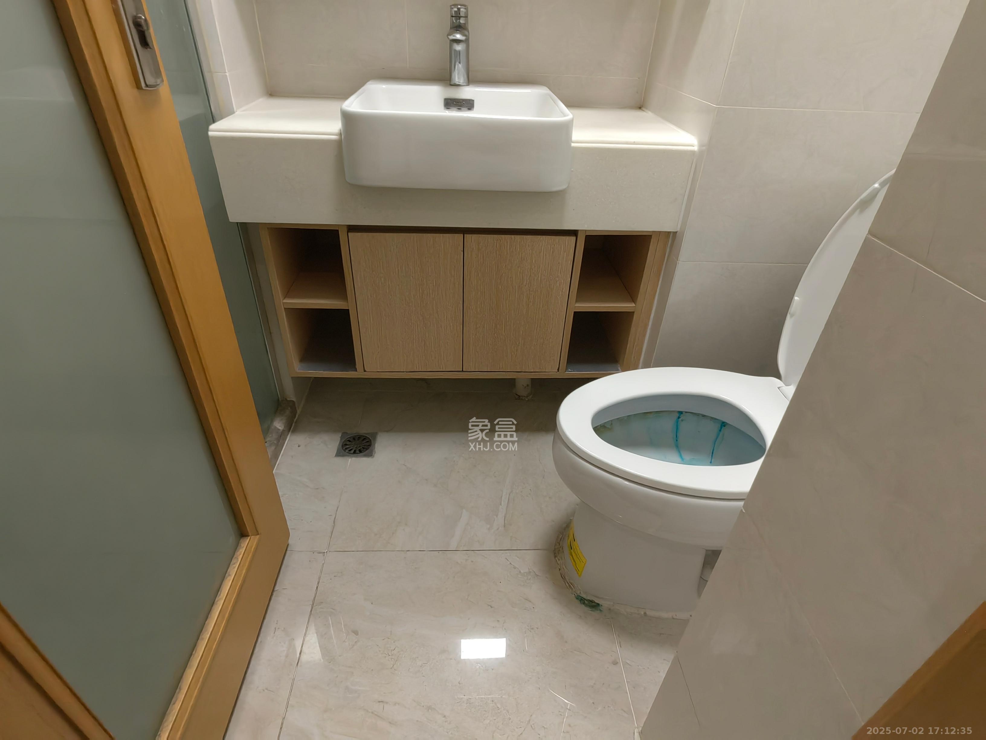 中海国际二期 1室1厅1卫 1200.0元/月 中海国际二期 1室1厅1卫 1200.0元/月室内图