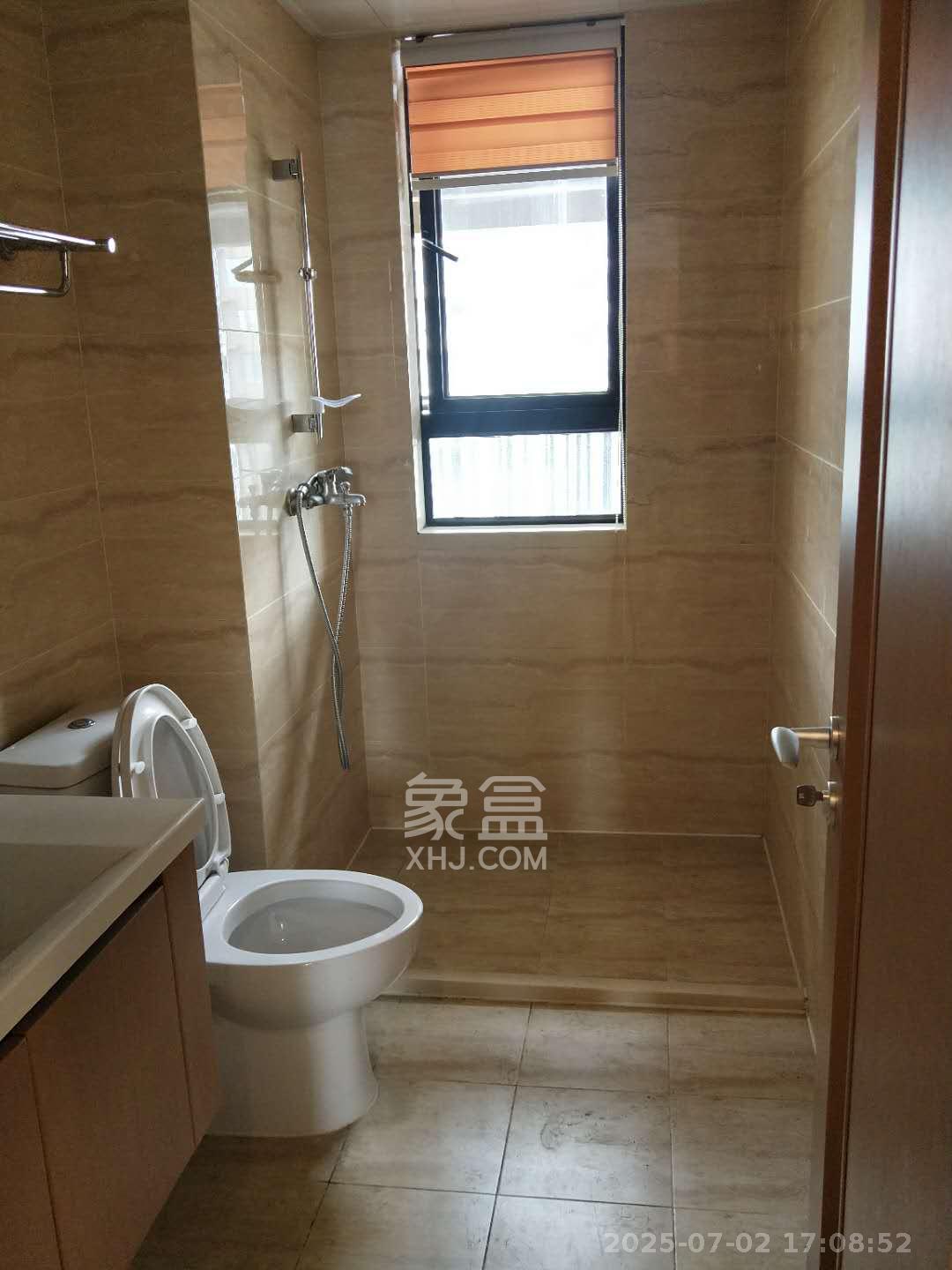 万科魅力之城  3室2厅2卫    2600.0元/月 万科魅力之城  3室2厅2卫    2600.0元/月室内图