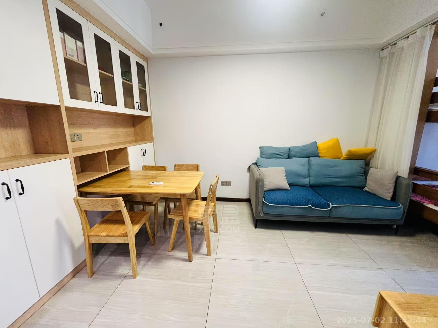 中建江湾壹号 2室1厅1卫 1600.0元/月 中建江湾壹号 2室1厅1卫 1600.0元/月室内图