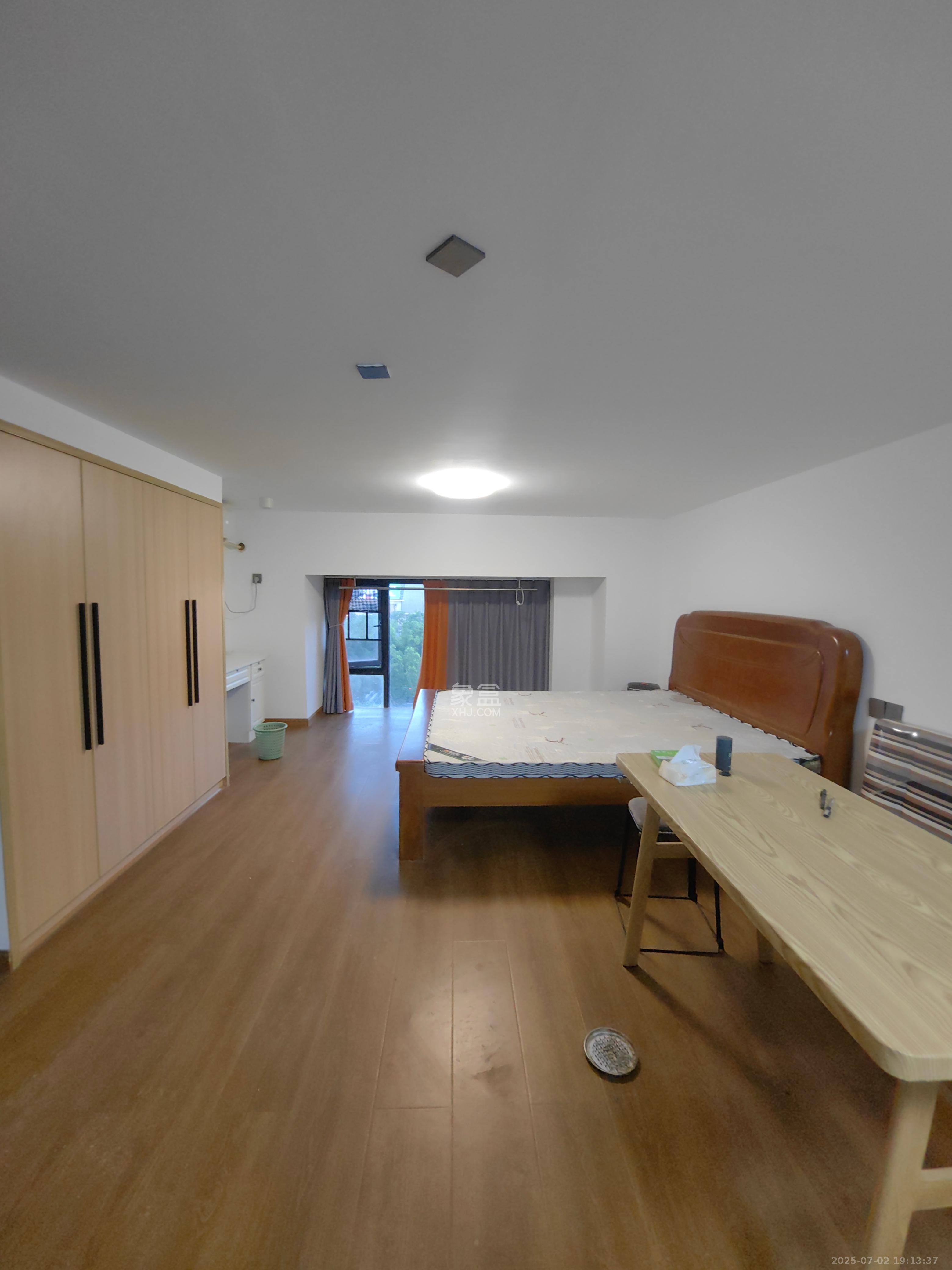 新城悦隽  1室1厅1卫    1100.0元/月 新城悦隽  1室1厅1卫    1100.0元/月