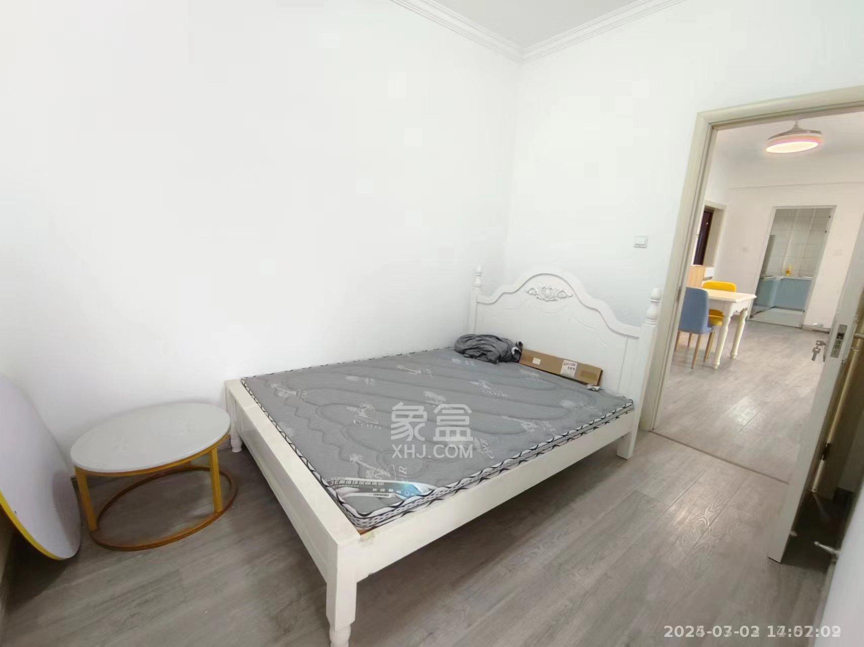 湖景名城  3室2厅1卫    1800.0元/月 湖景名城  3室2厅1卫    1800.0元/月室内图