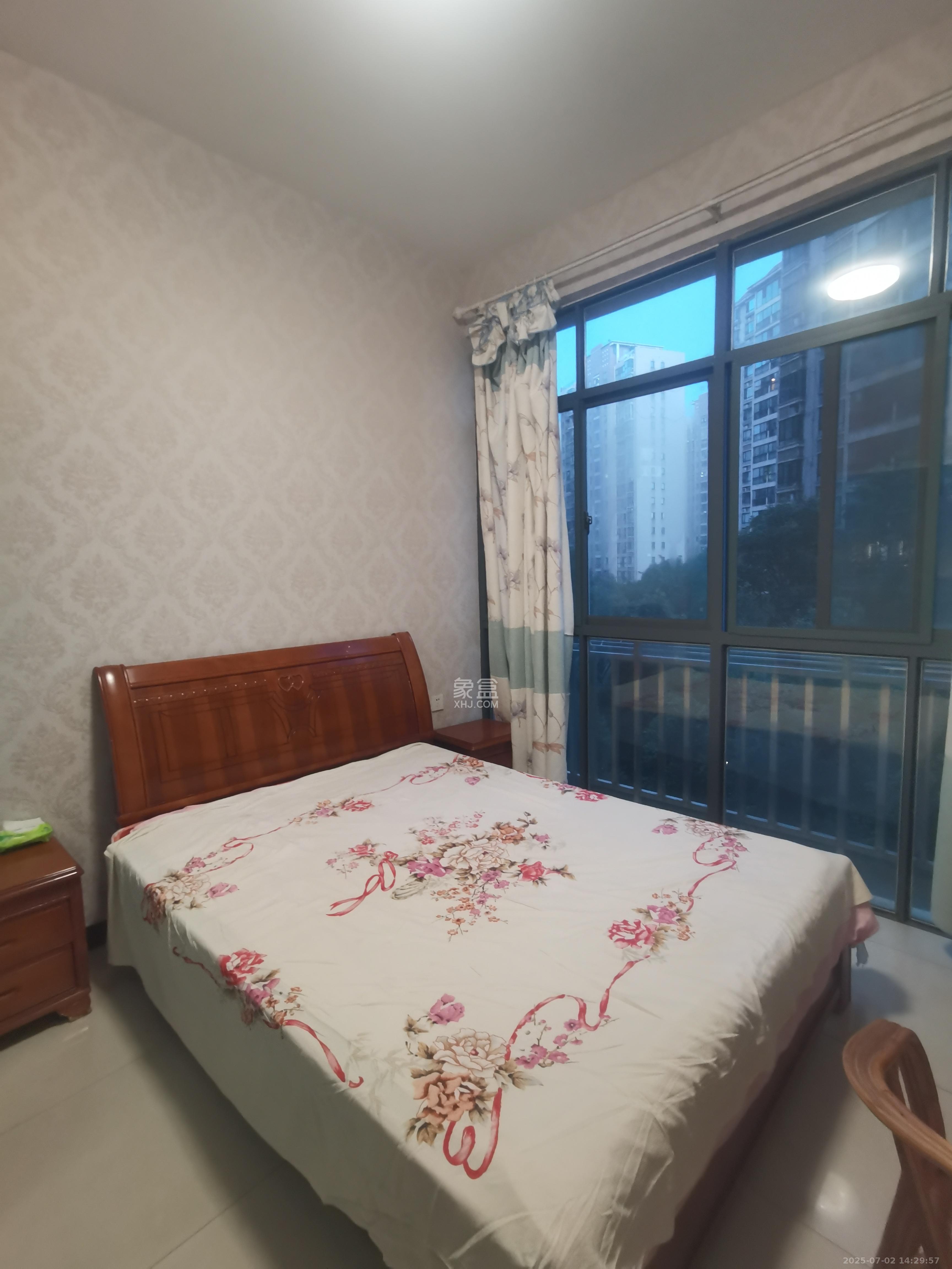 鑫远湘府逸园  1室1厅1卫   1500.00元/月室内图