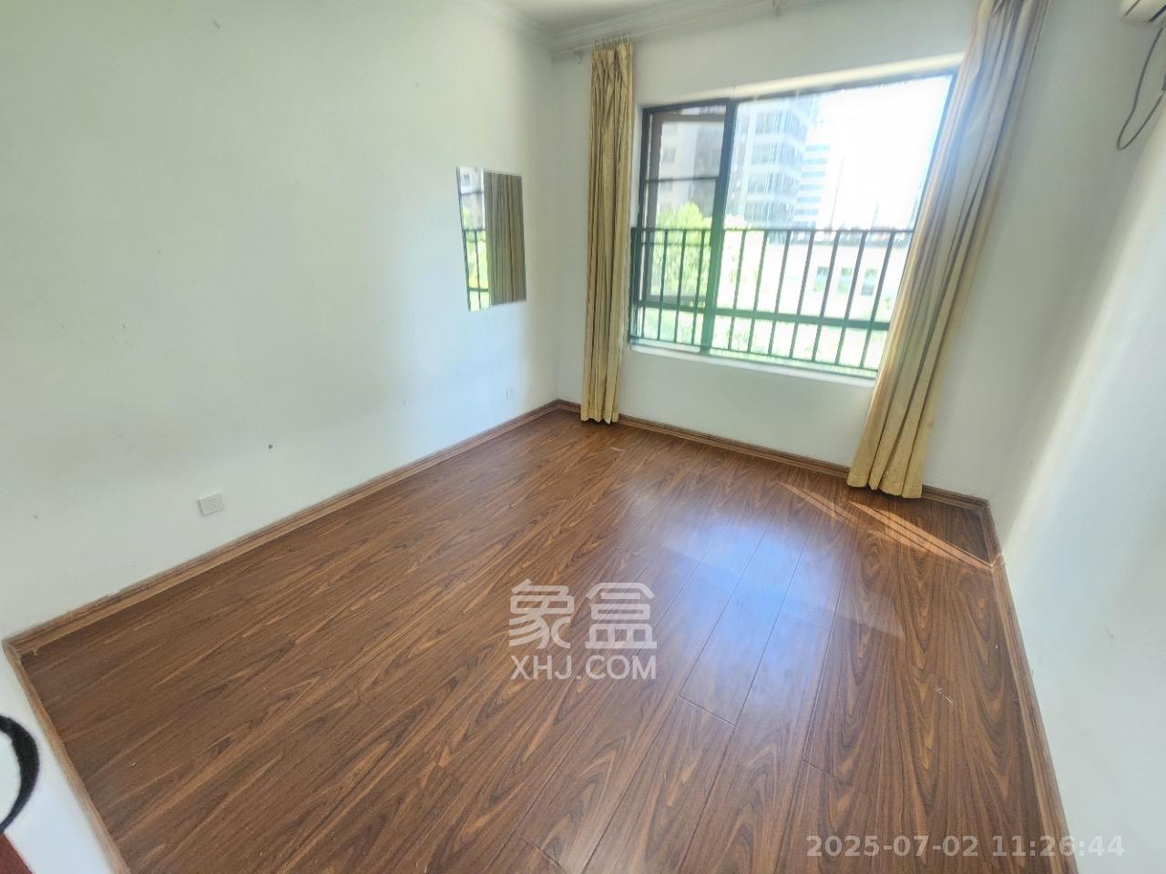 奥克斯广场  3室2厅2卫   3000.00元/月室内图