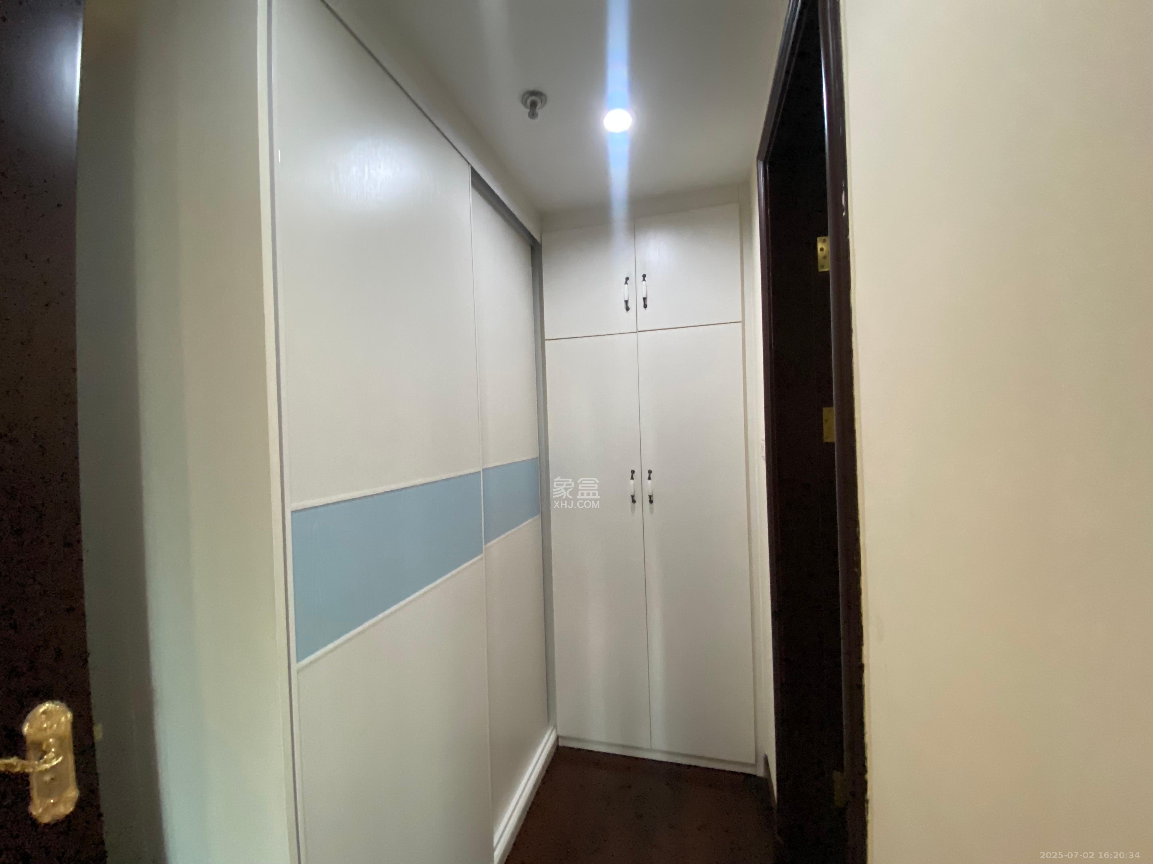 恒大御景湾  1室1厅1卫   2300.00元/月室内图