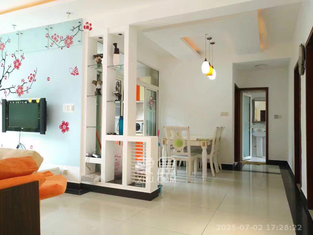 芙蓉苑  3室2厅1卫    2600.0元/月 芙蓉苑  3室2厅1卫    2600.0元/月室内图