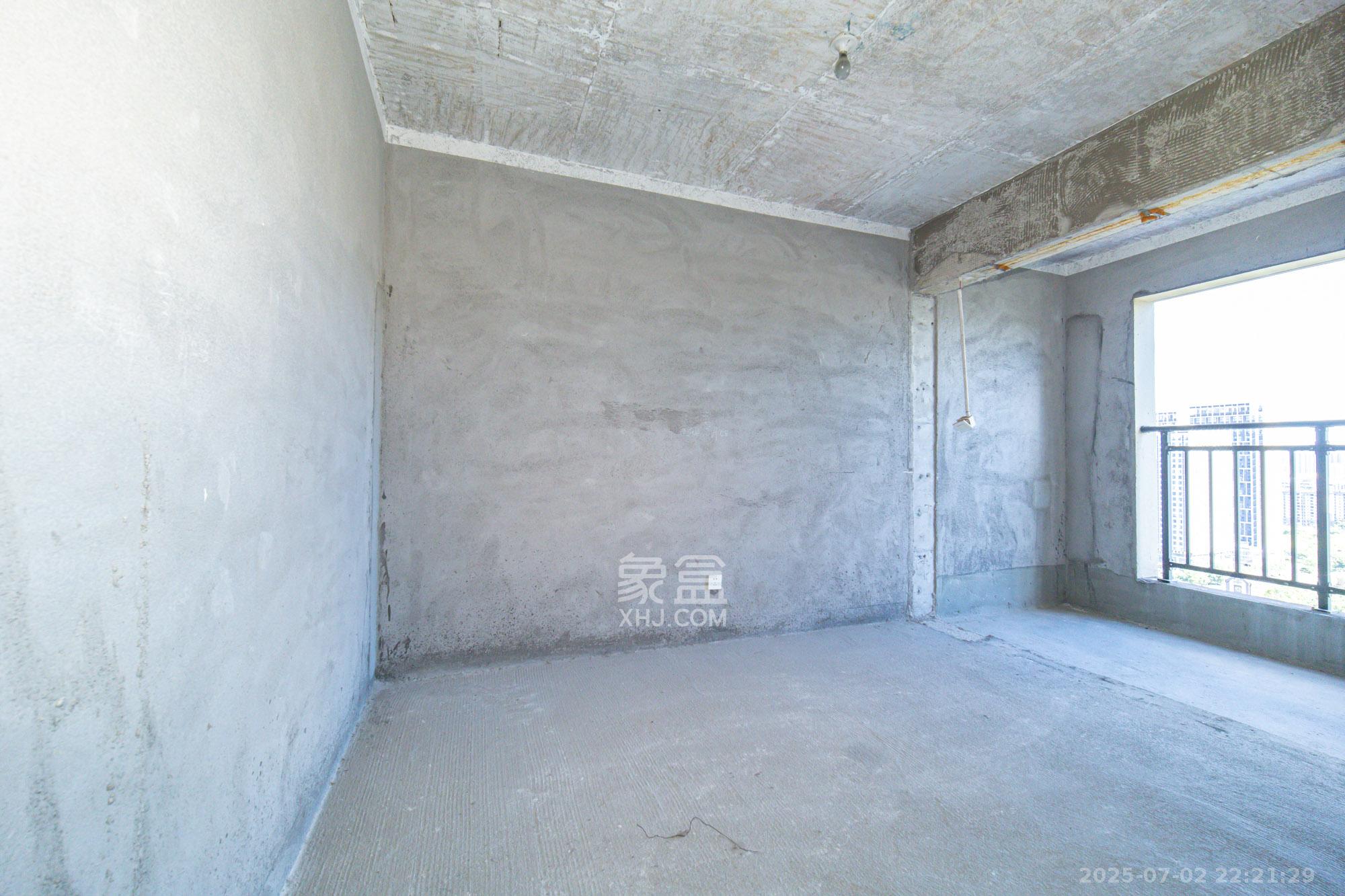 星湖湾二期高层 4室2厅2卫 89.8万 星湖湾二期高层 4室2厅2卫 89.8万卧室