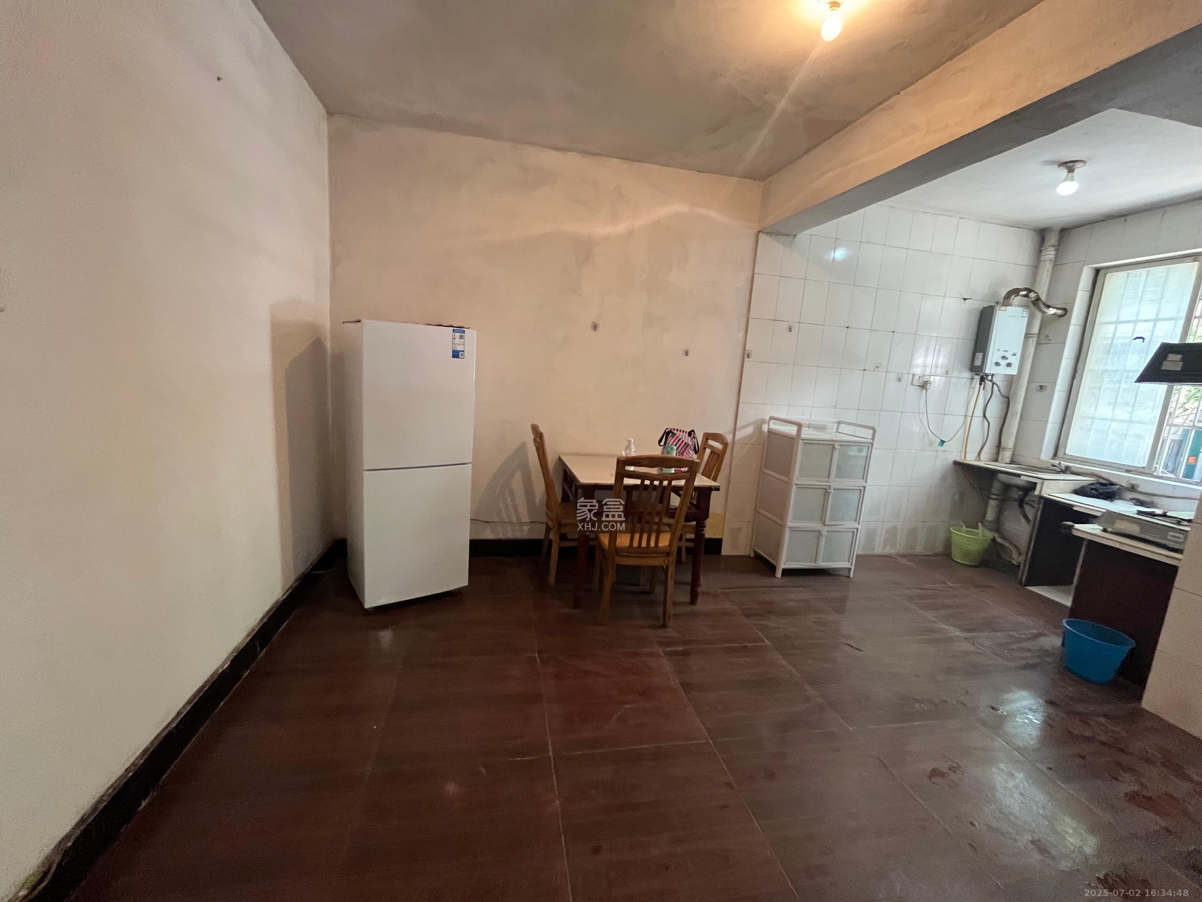 佳园星城 1室2厅1卫 1300.0元/月 佳园星城 1室2厅1卫 1300.0元/月室内图