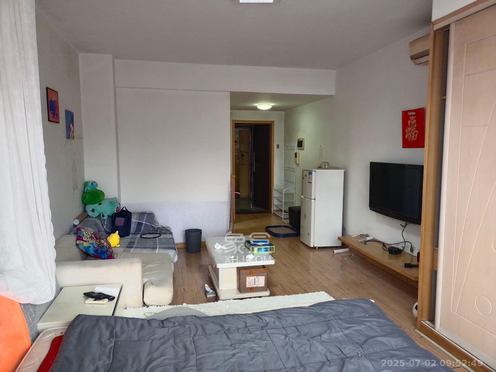 融橙上品  1室1厅1卫   1460.00元/月室内图