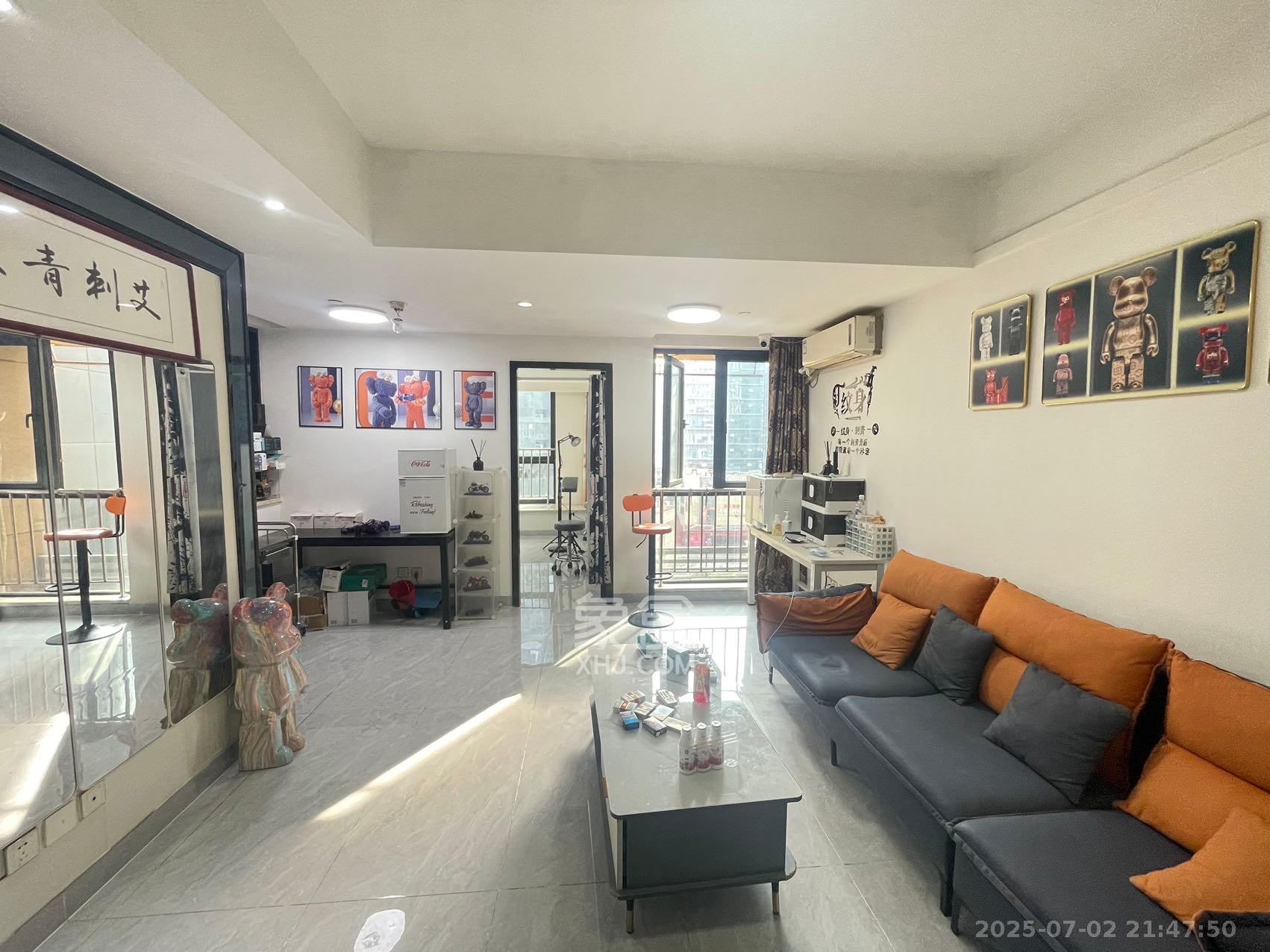 德思勤城市广场(宝格丽公寓) 1室1厅1卫 2100.0元/月 德思勤城市广场(宝格丽公寓) 1室1厅1卫 2100.0元/月室内图