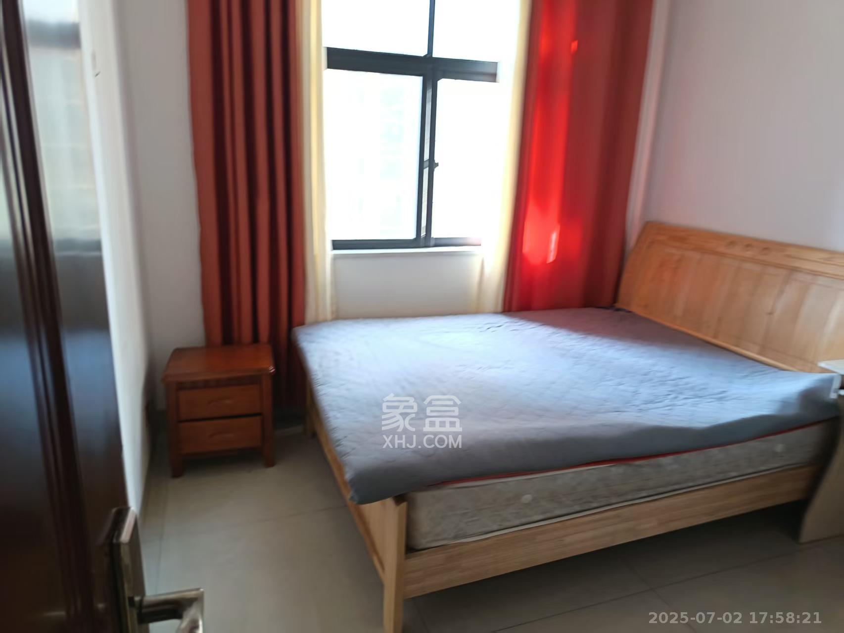 景塘家园  3室1厅1卫   2200.00元/月室内图