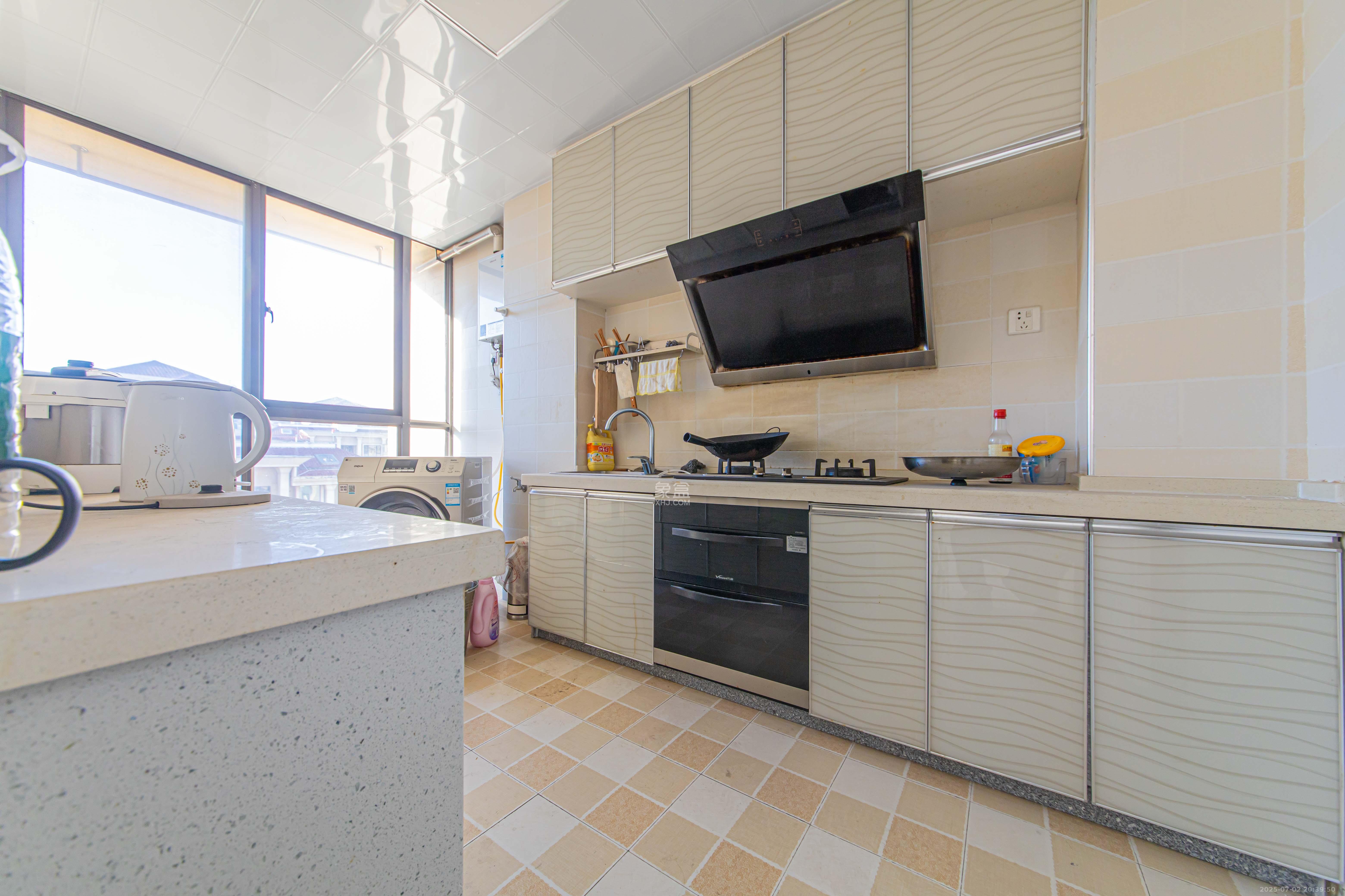 夏威夷碧水春城(碧桂园城市花园) 4室2厅1卫 82.8万 夏威夷碧水春城(碧桂园城市花园) 4室2厅1卫 82.8万厨房