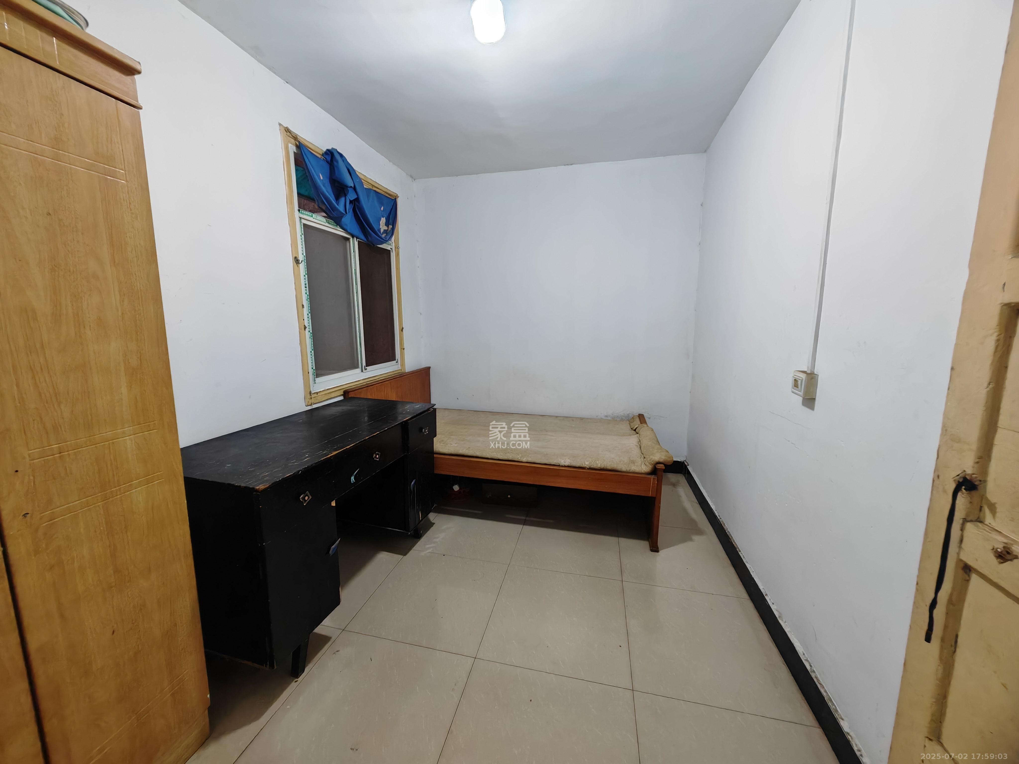 红旗区四片 2室1厅1卫 1500.0元/月 红旗区四片 2室1厅1卫 1500.0元/月室内图